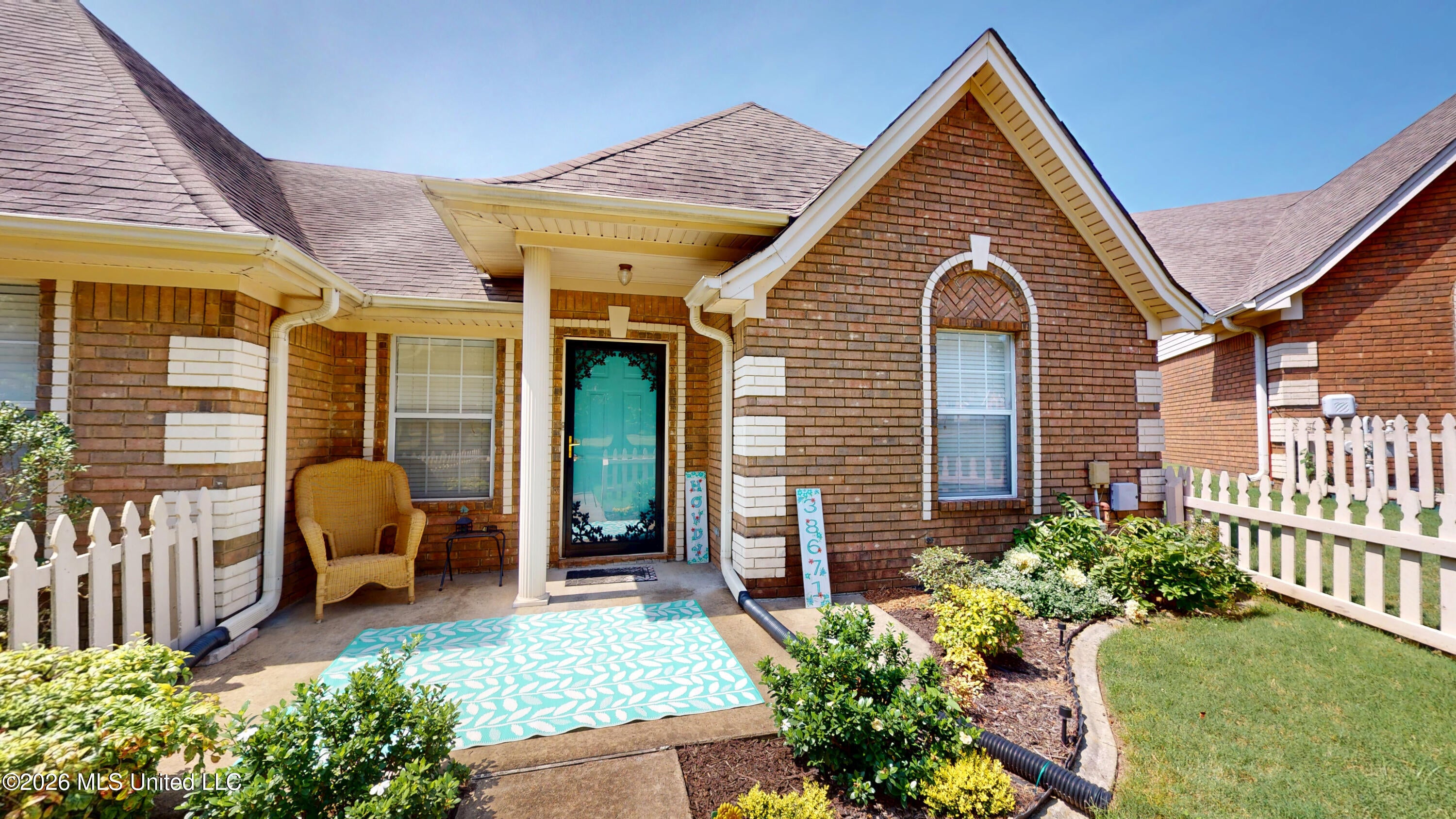 6722 Beaumont Circle — photo