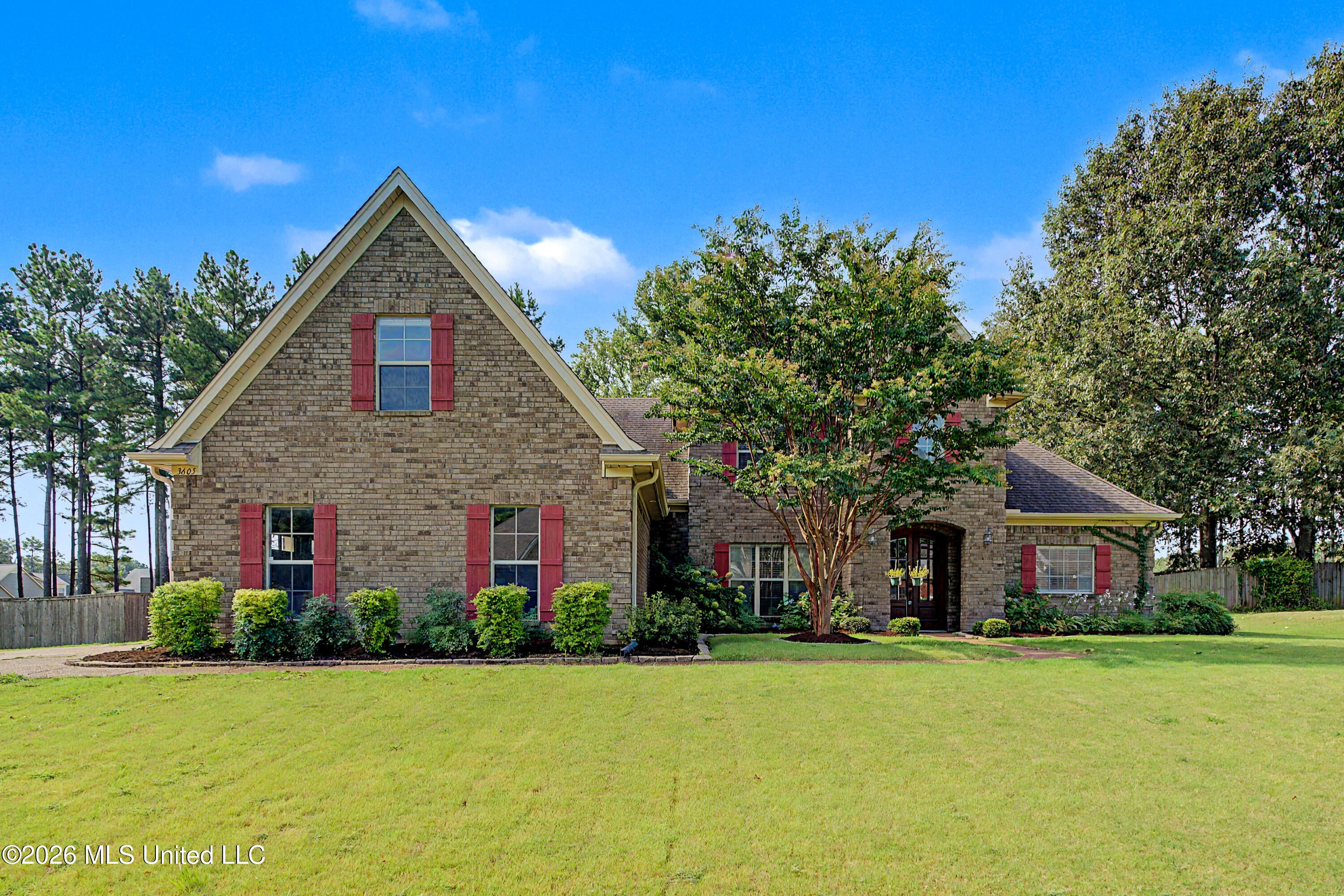 3605 S New Pointe Drive — photo