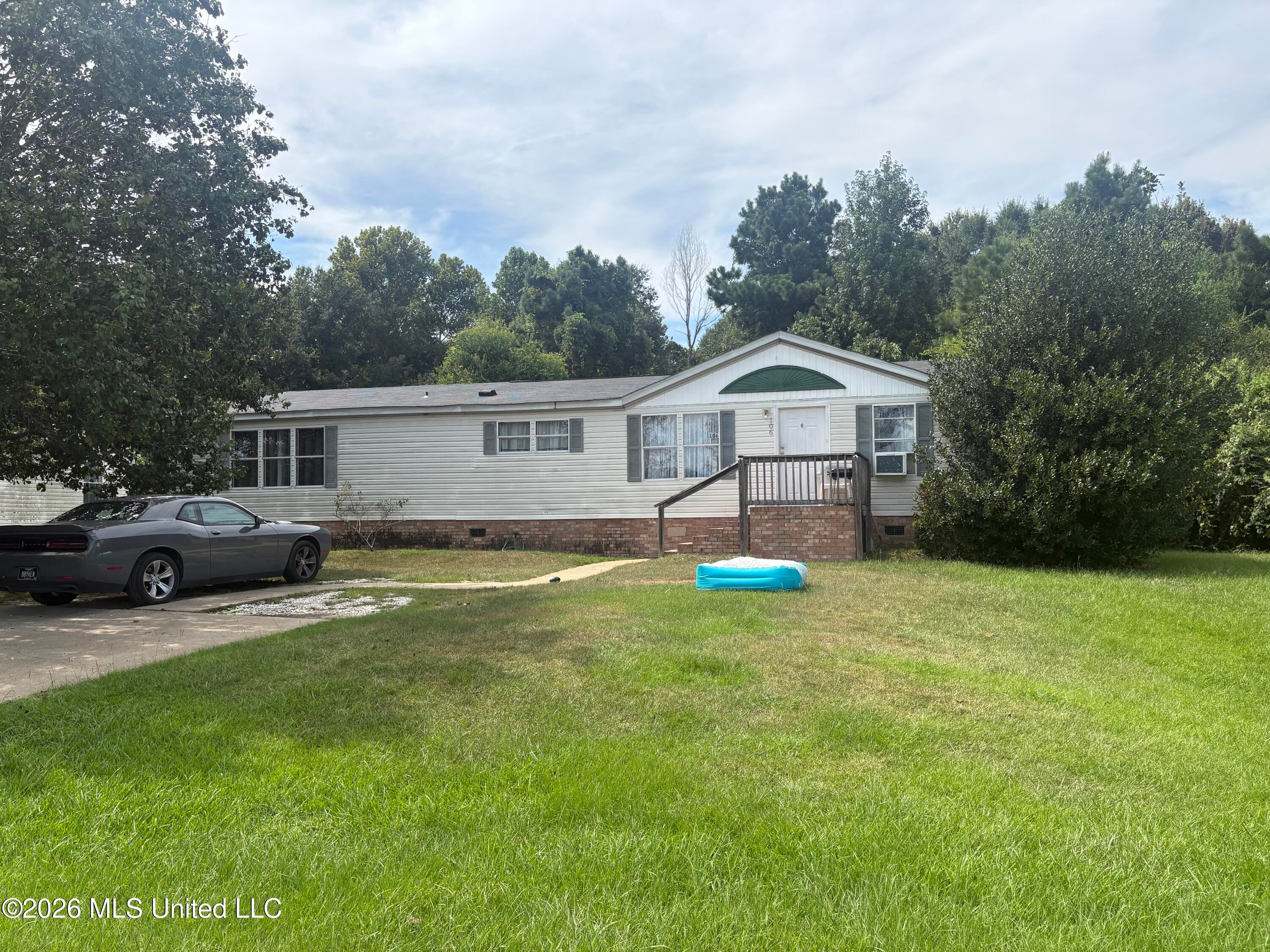 106 Cedar Brook Drive — photo