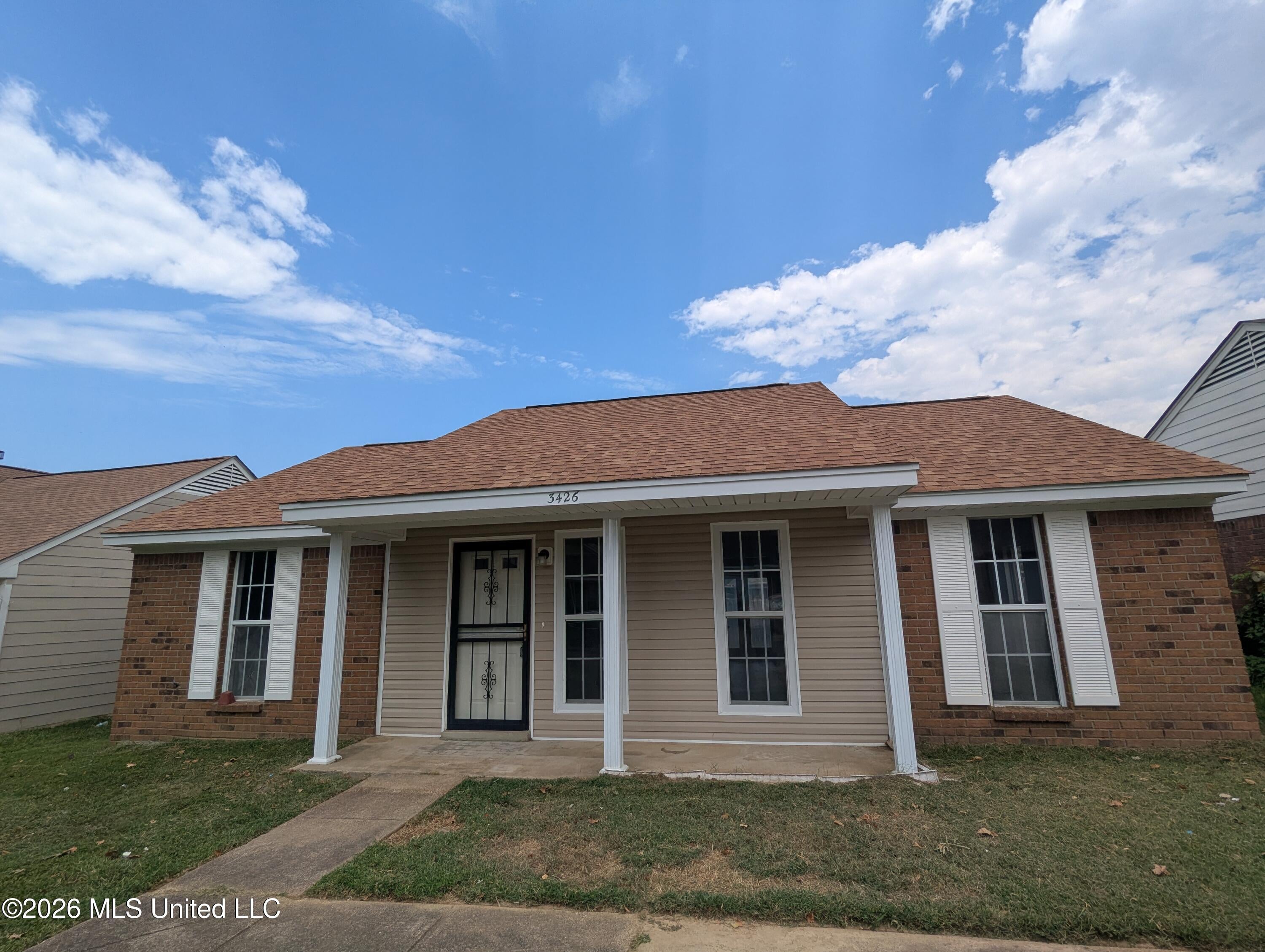 3426 Laurelwood Drive — photo