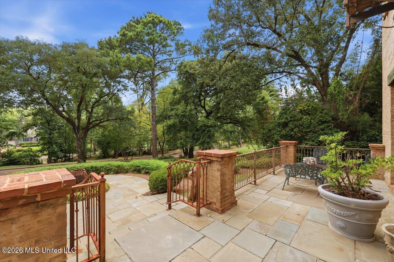 146 Ridge Drive, Jackson, MS 39216 — photo 2