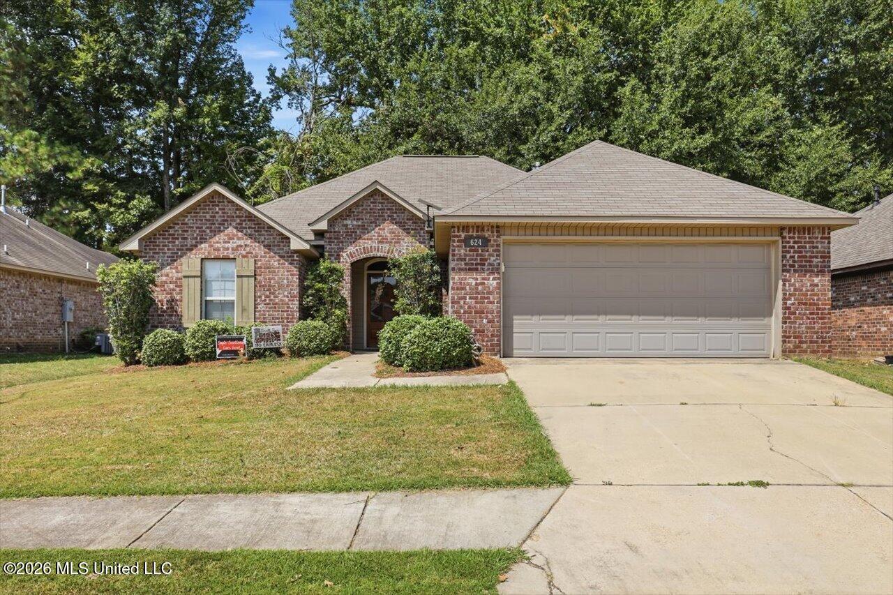 624 Lexington Drive — photo