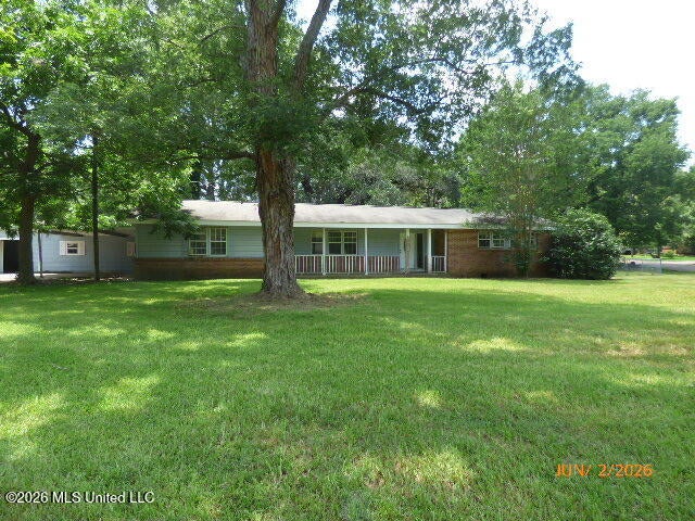 121 Catalpa Drive — photo