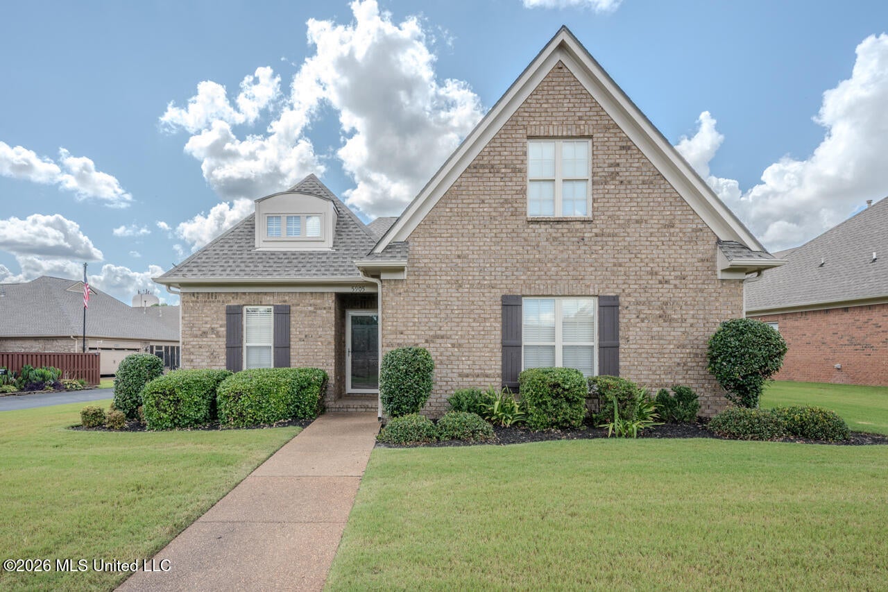 5905 Savannah Crossing — photo