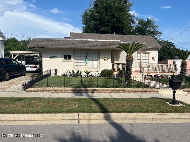 112 Azalea Drive — photo