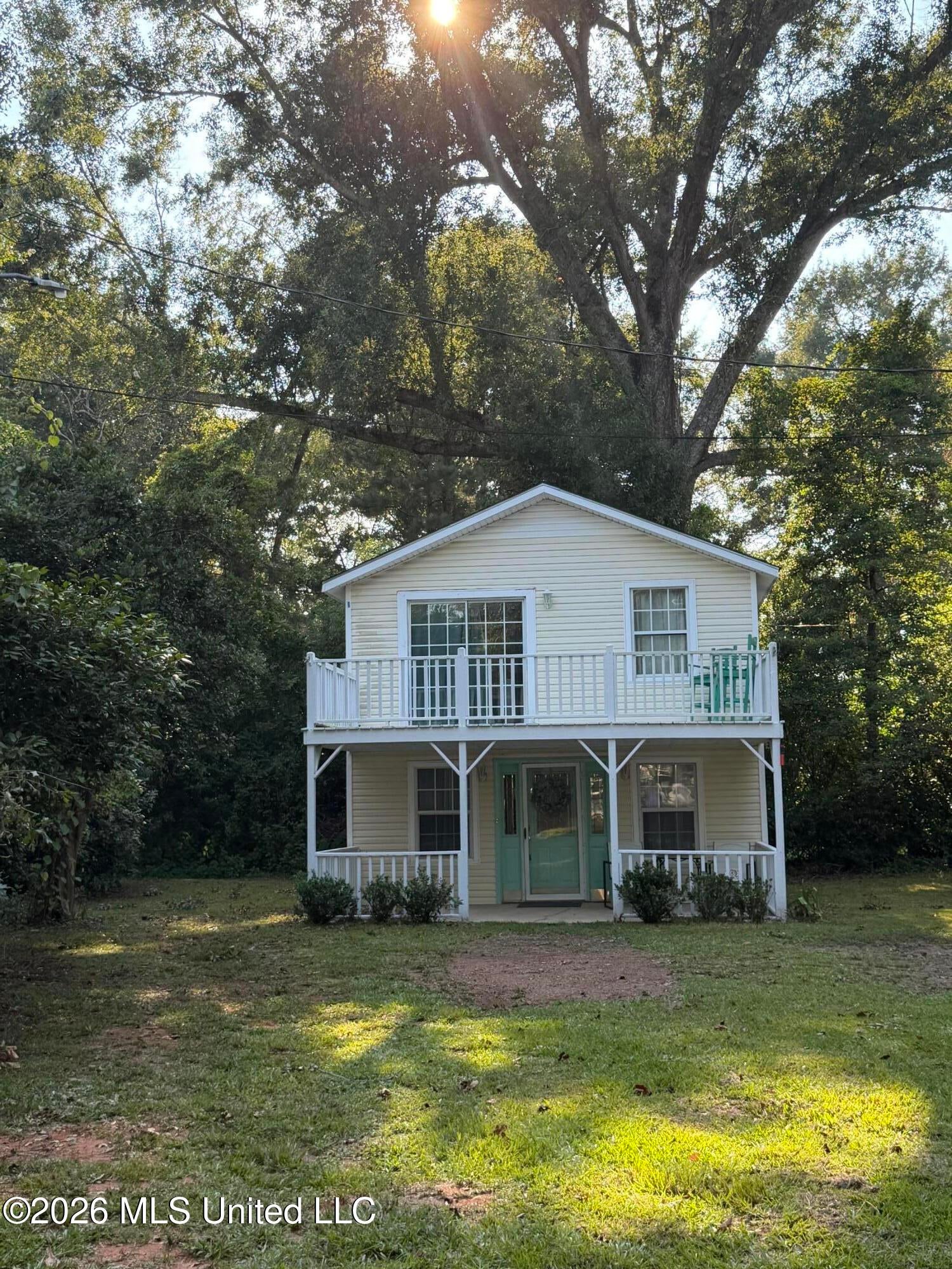 859 Mill Street — photo