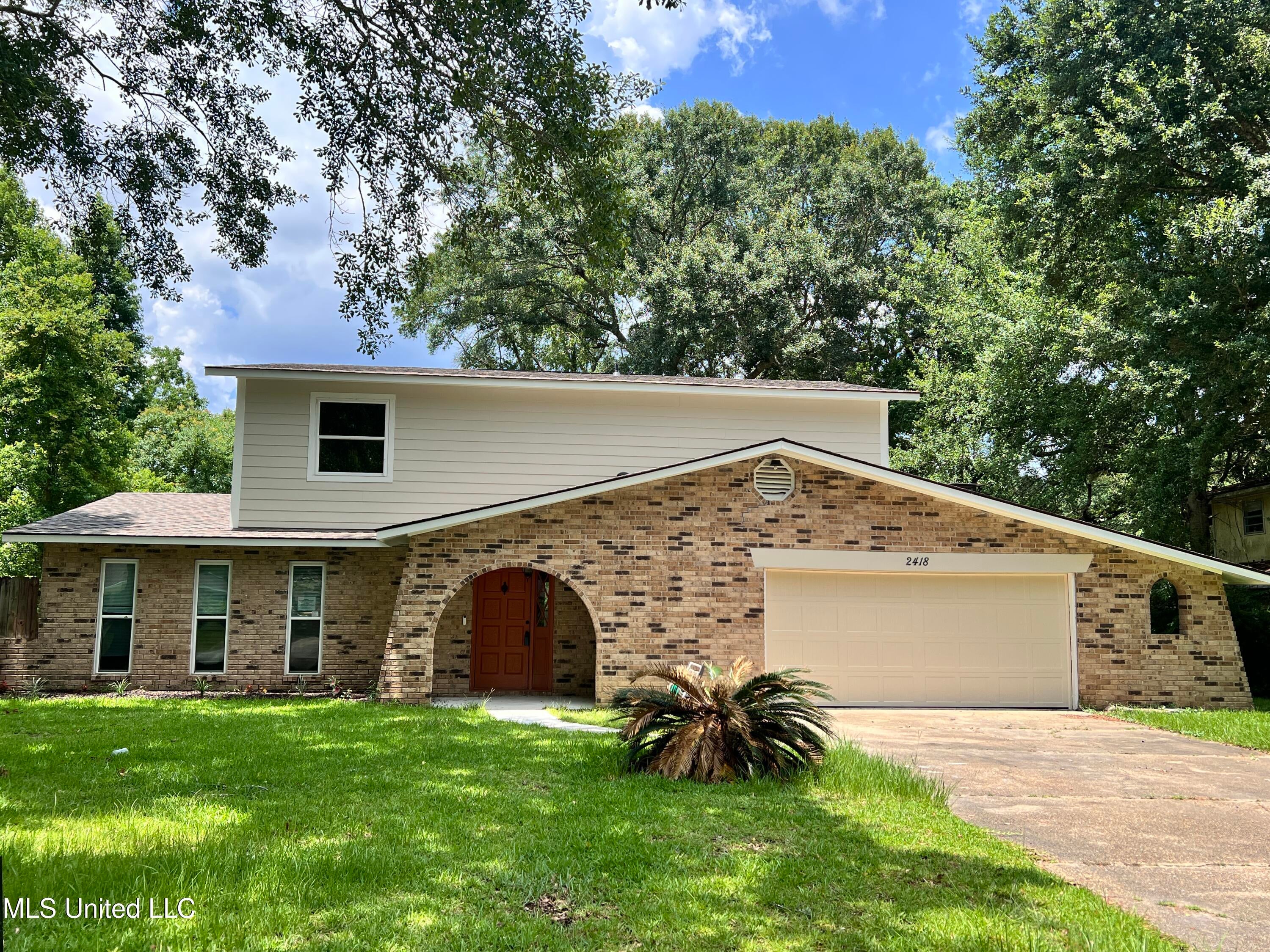 2418 Northridge Drive — photo