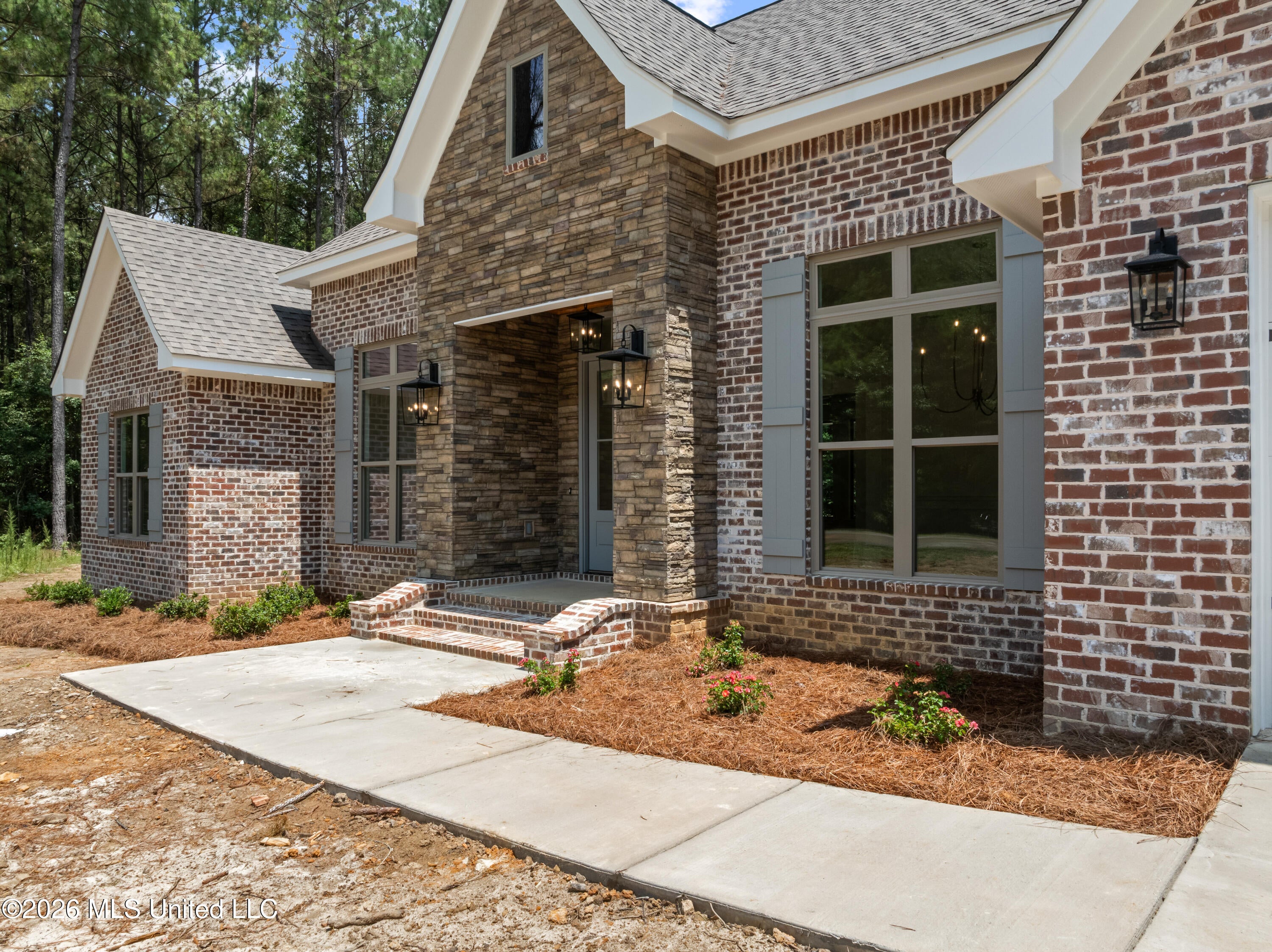6 Shadow Ridge Drive, Laurel, MS 39443 — photo 2