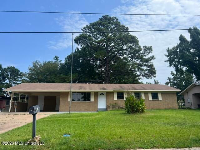 3335 E Lisa Drive — photo