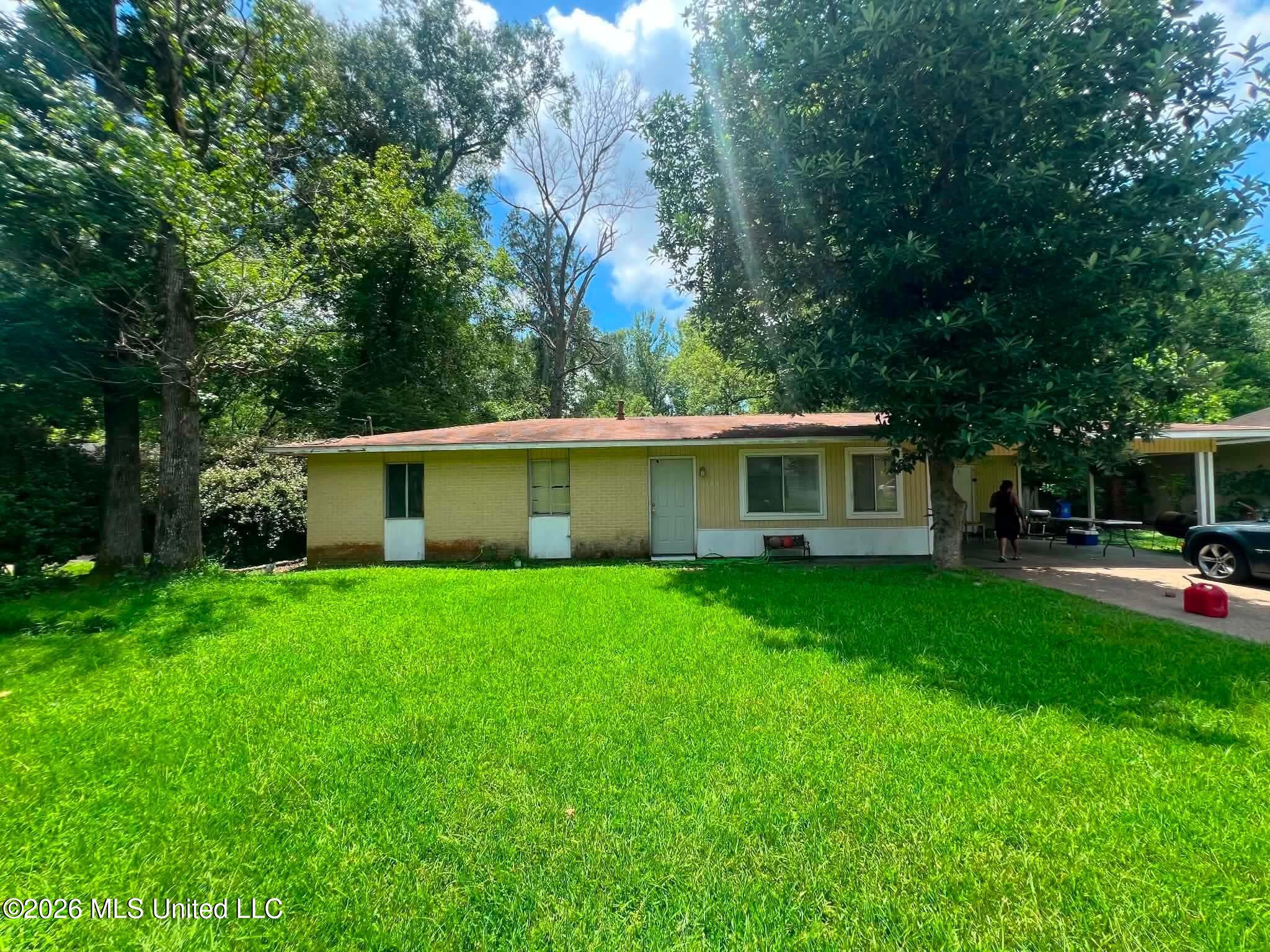 1109 Wooddell Drive — photo