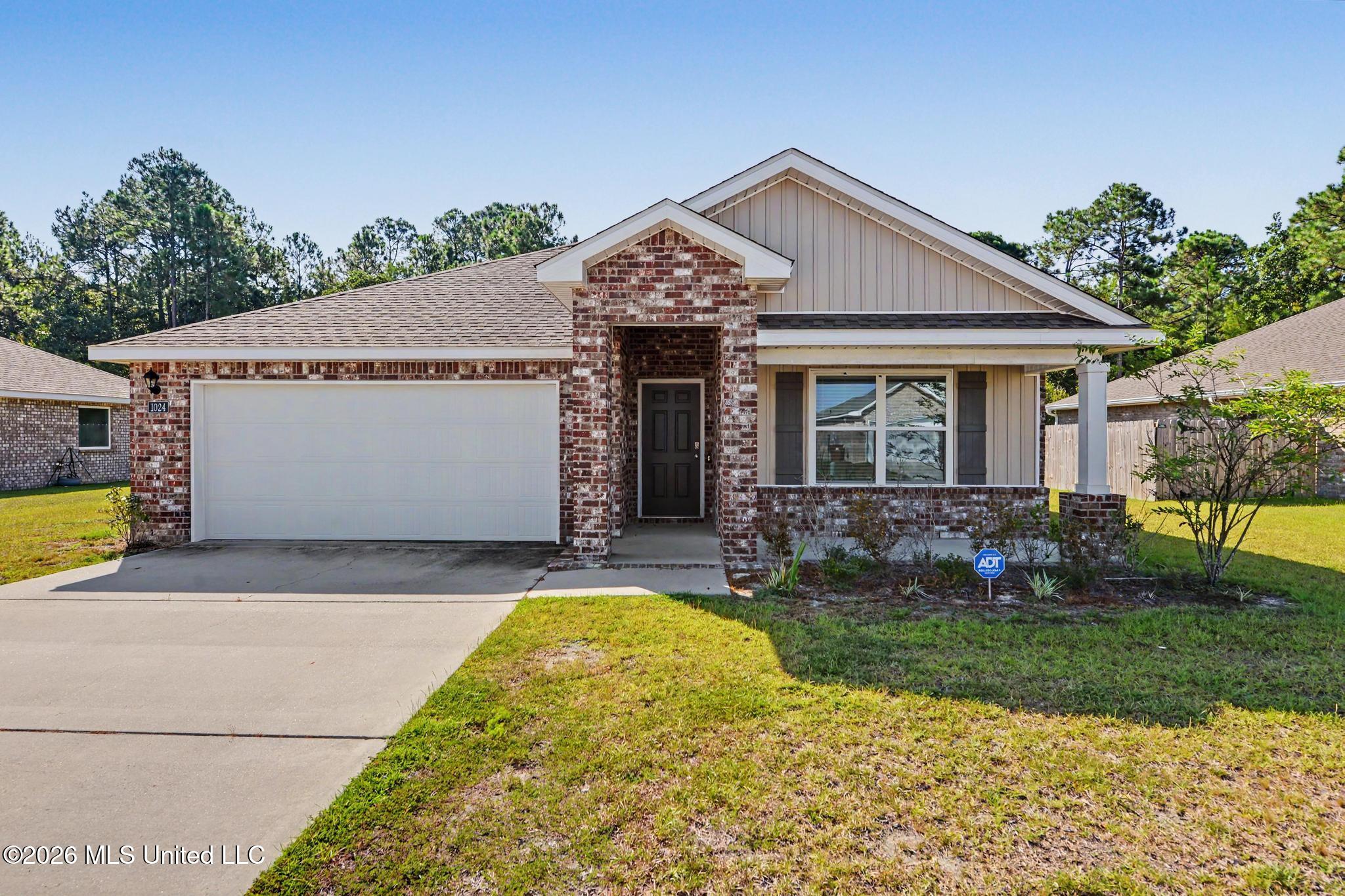1024 Enclave Circle — photo