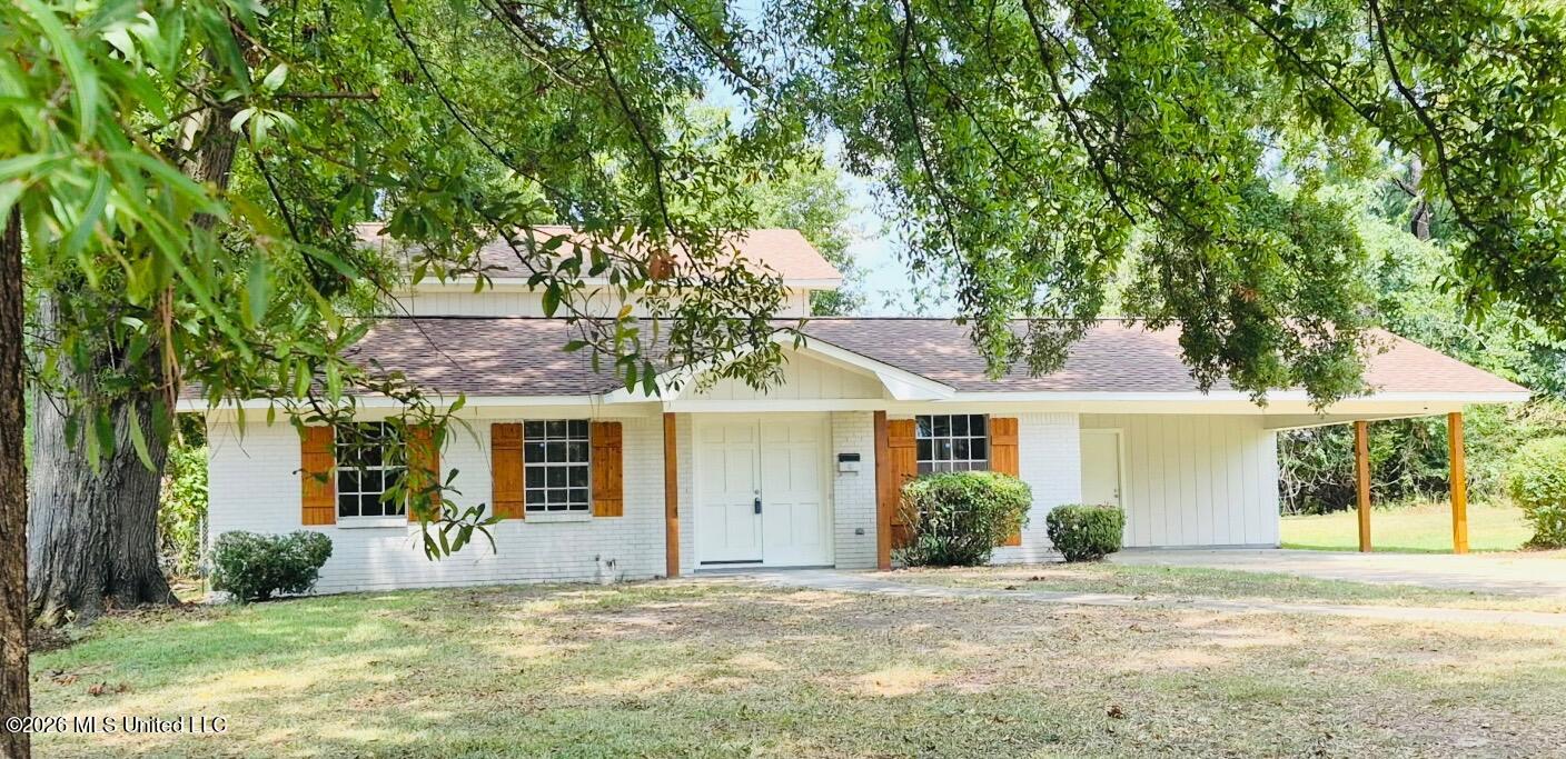 3546 Dye Cove — photo