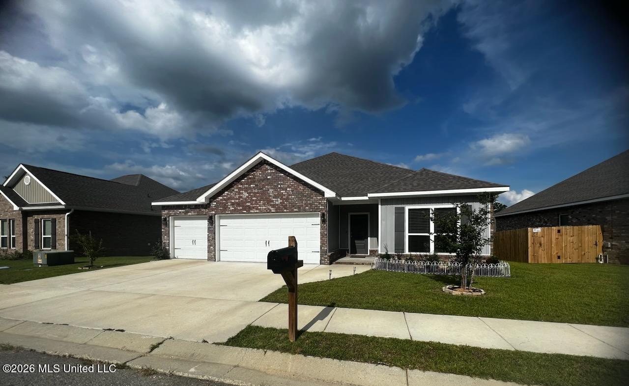 19496 Little Manatee Street — photo