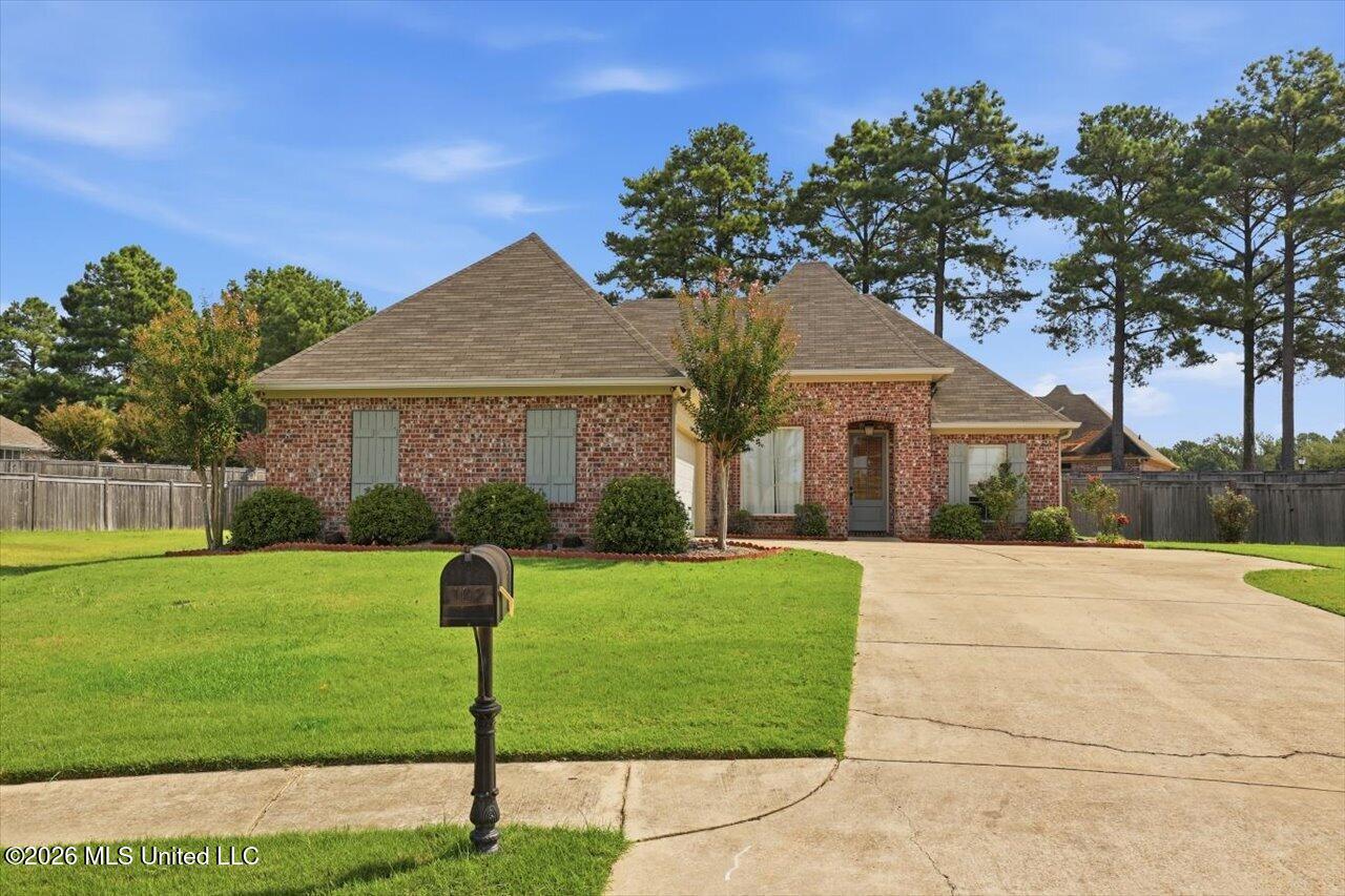 102 Mary Leigh Way — photo