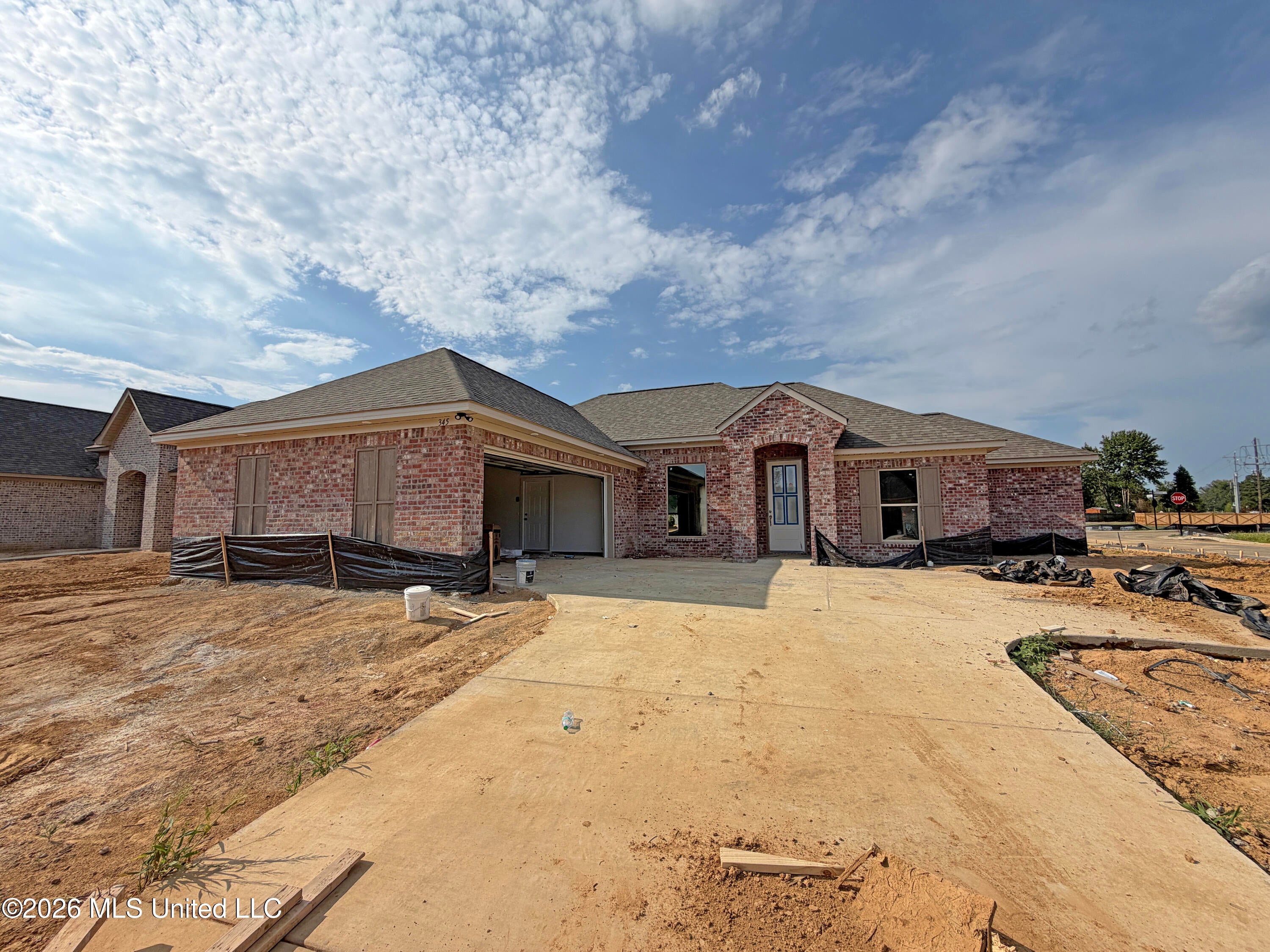 345 Brookfield Circle — photo