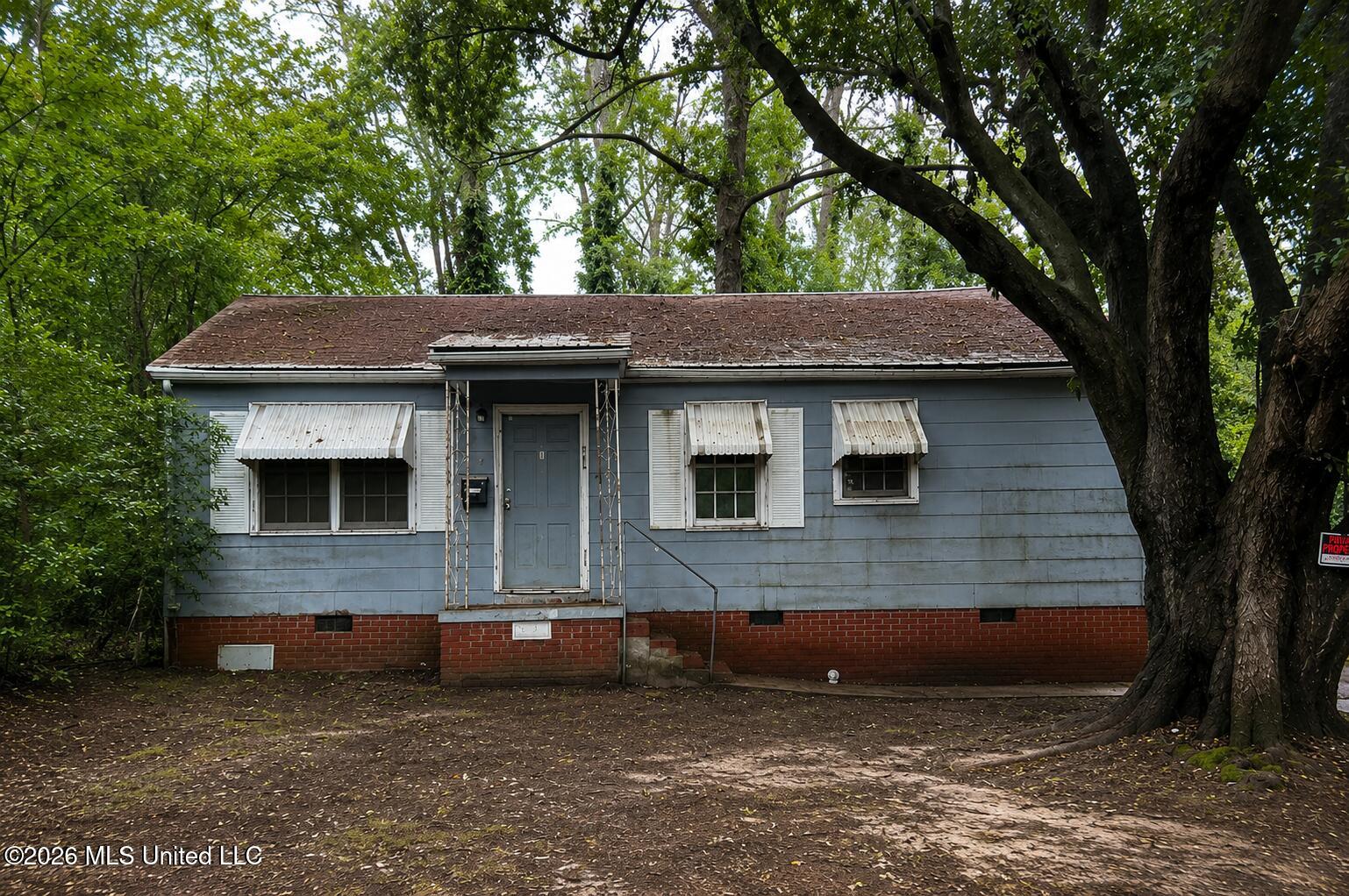 984 Winn Street — photo