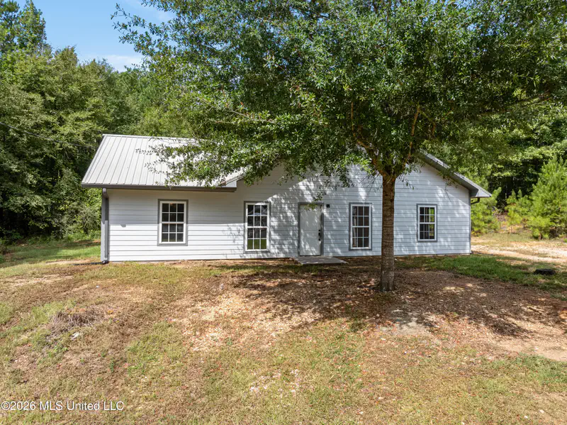 1631 NW Fairman Lane — photo