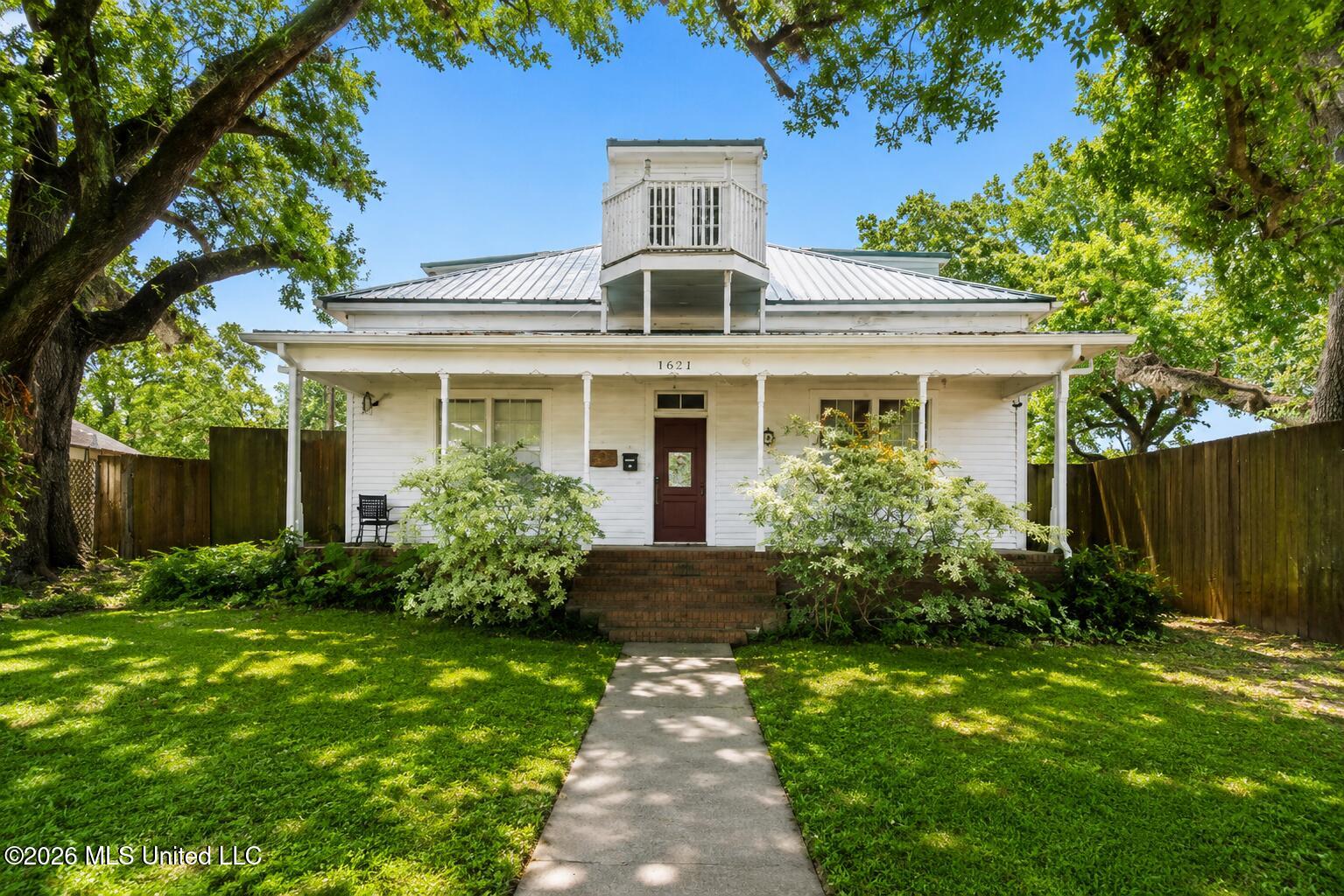 3902 Pascagoula Street — photo