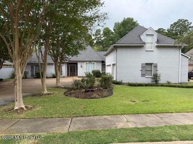 635 Wendover Way — photo