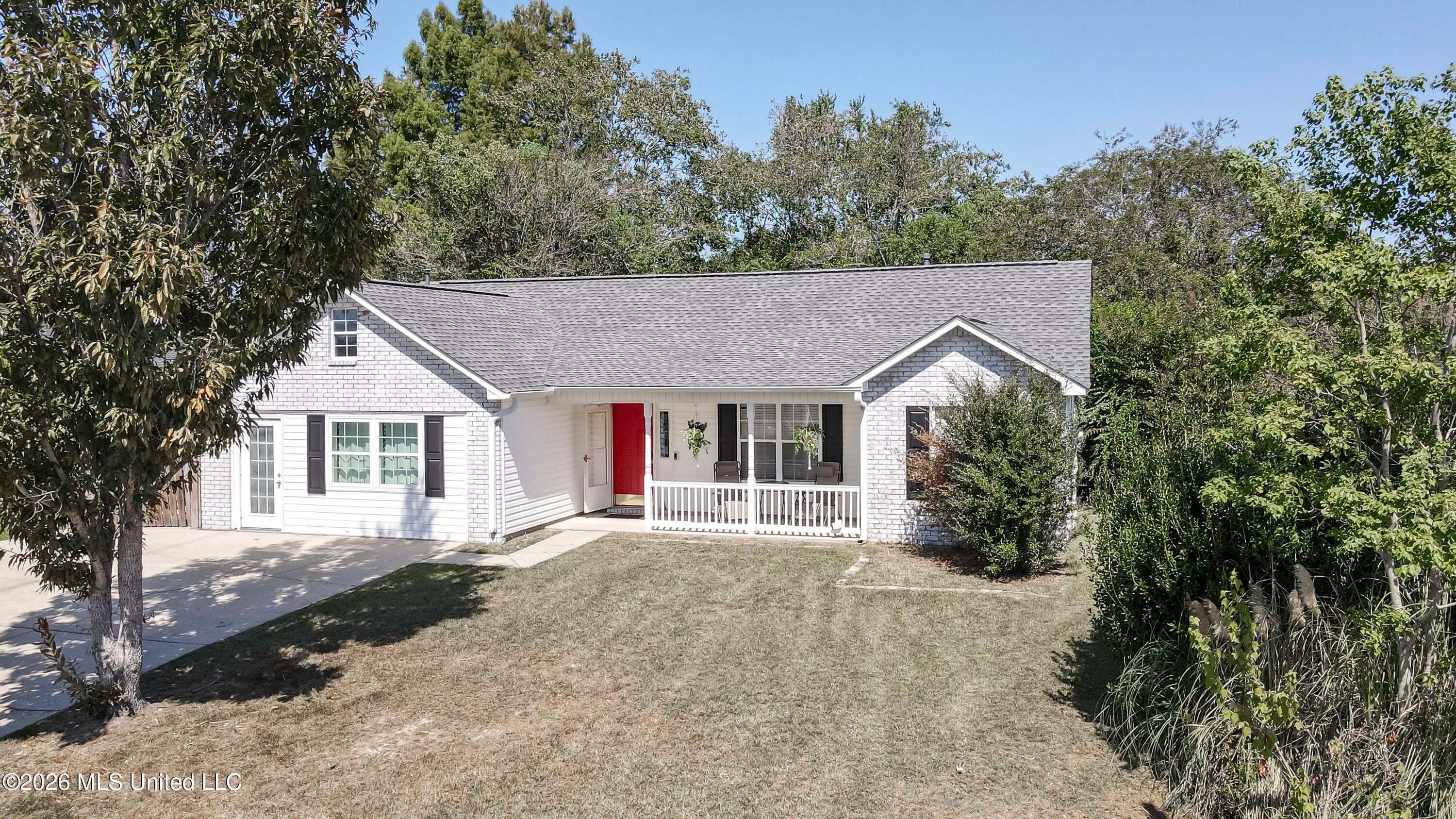 14188 N Country Hills Drive — photo