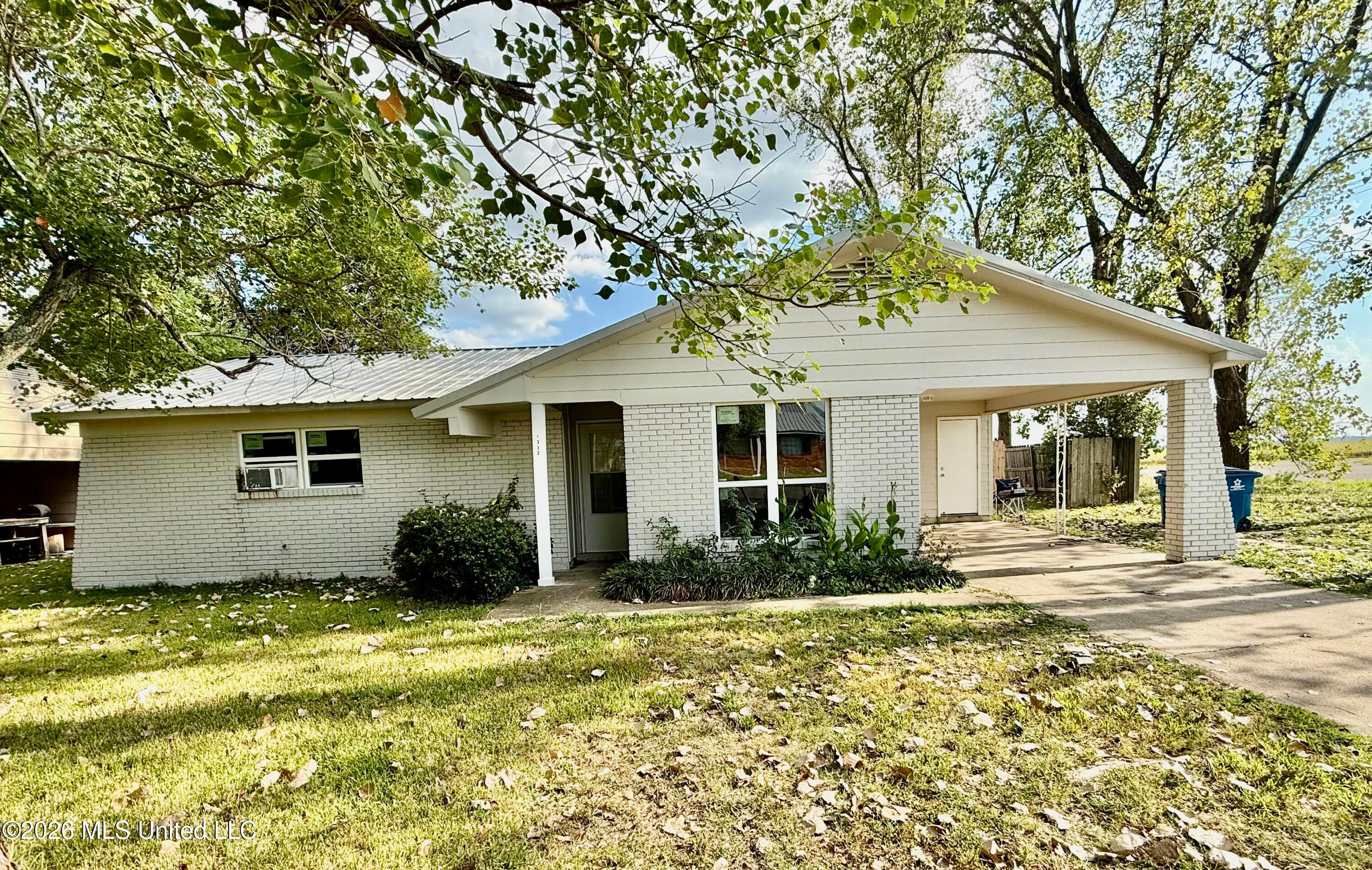 1332 Brentwood Cove — photo