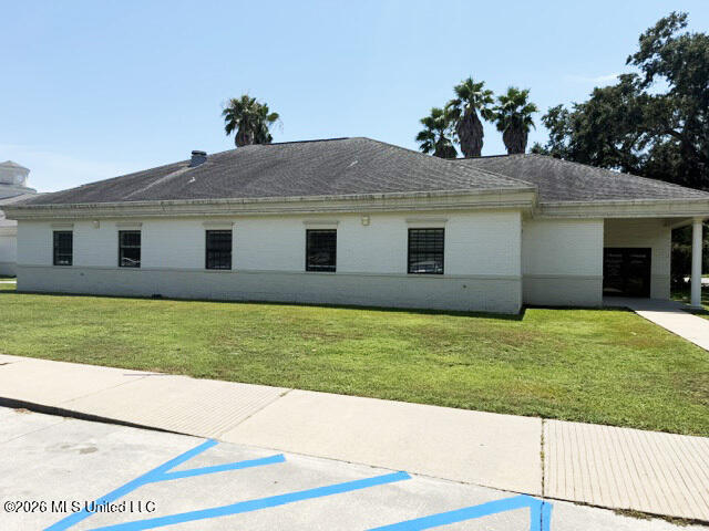 4300 B W Railroad Street — photo