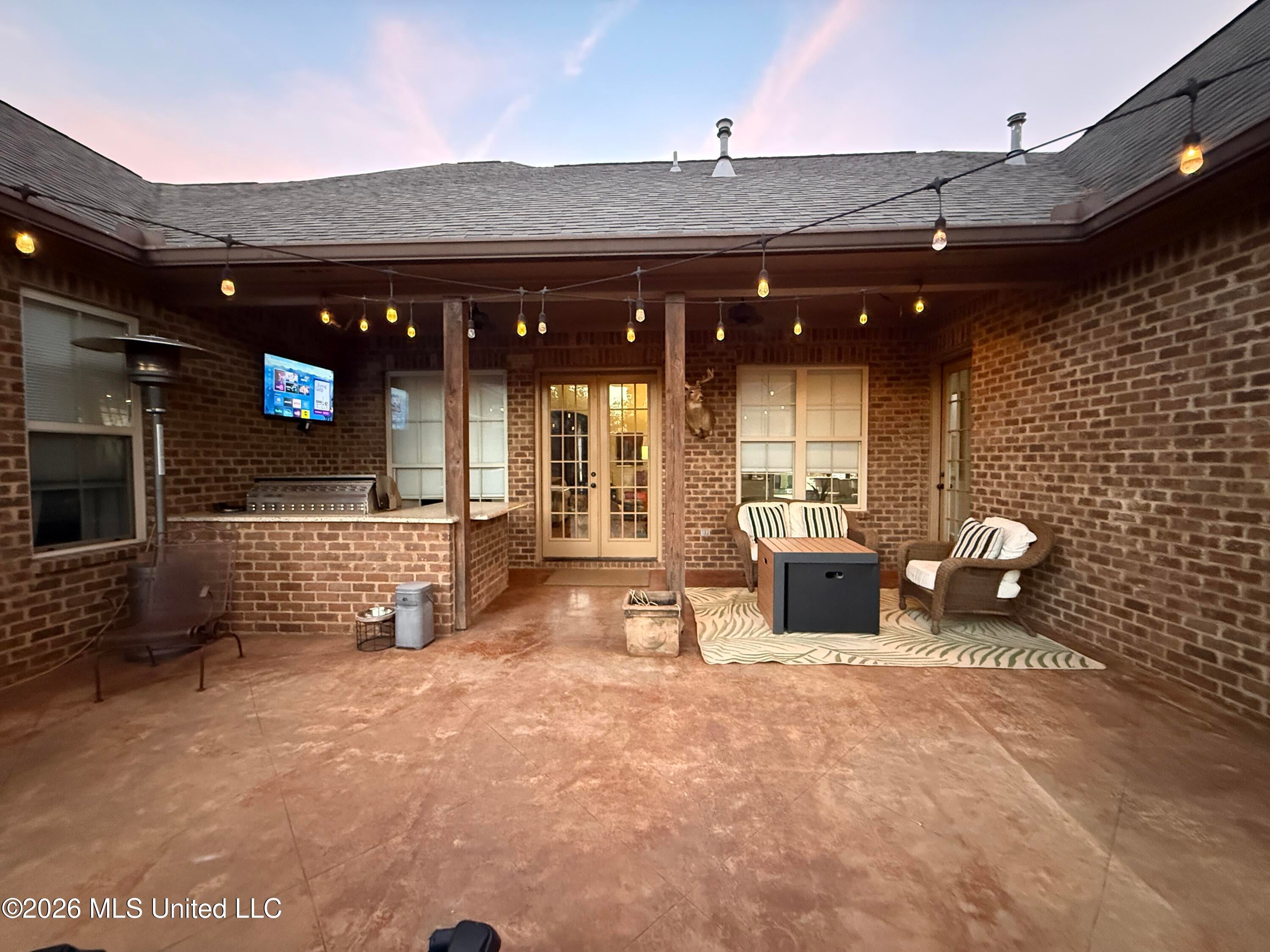 109 Hackberry Drive — photo