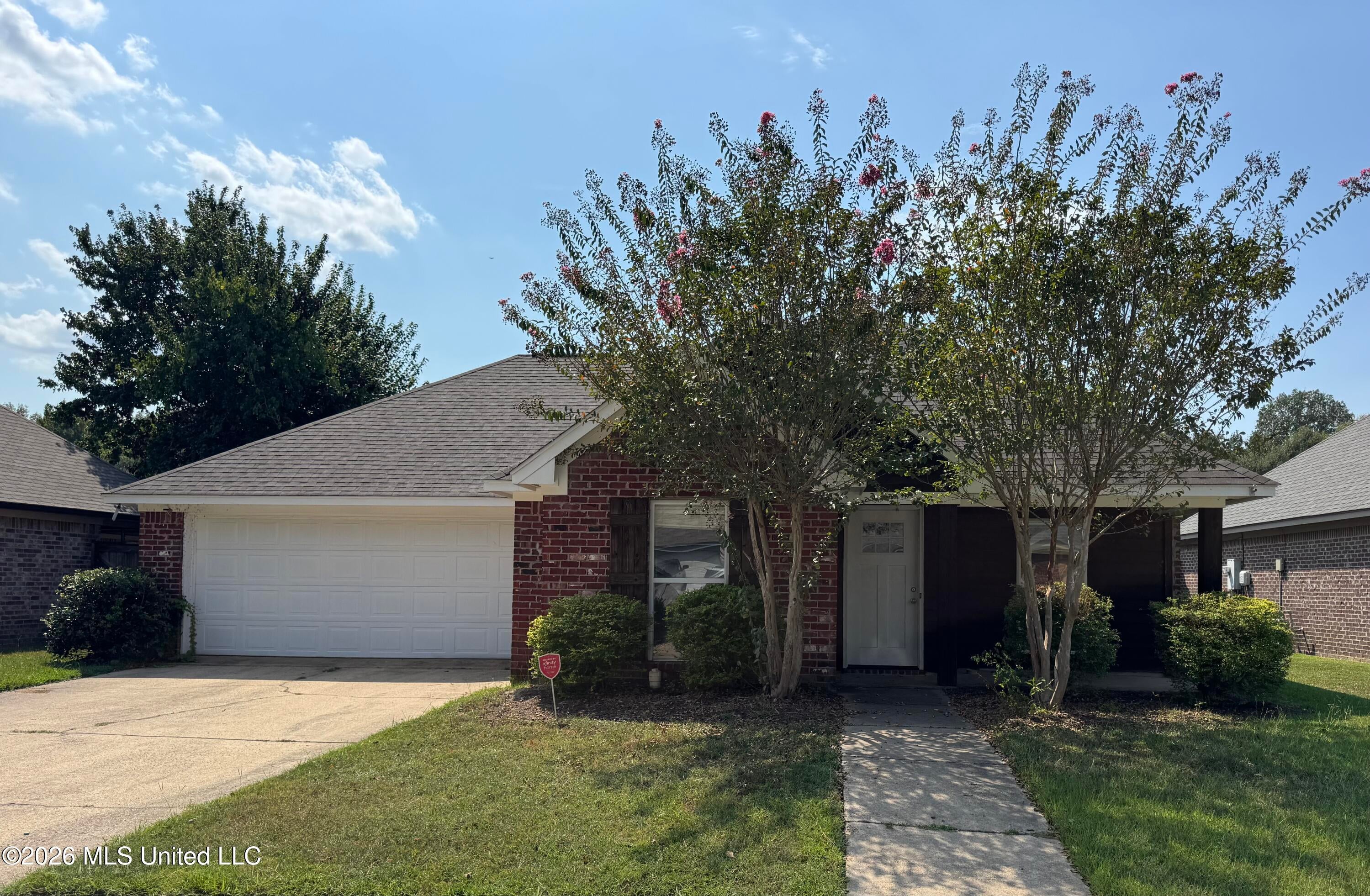169 Blackstone Circle — photo