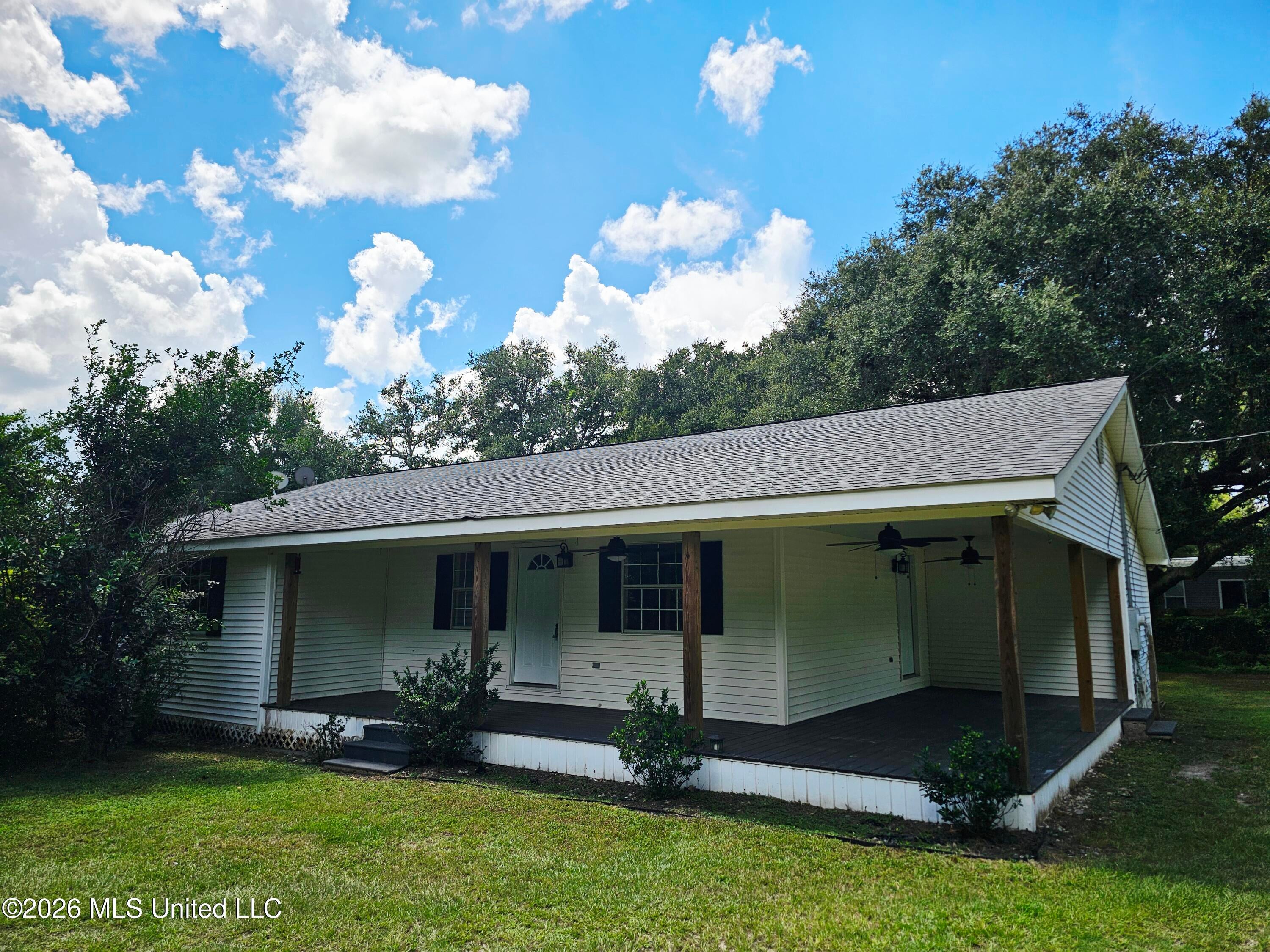 23415 Indian Ridge Road — photo