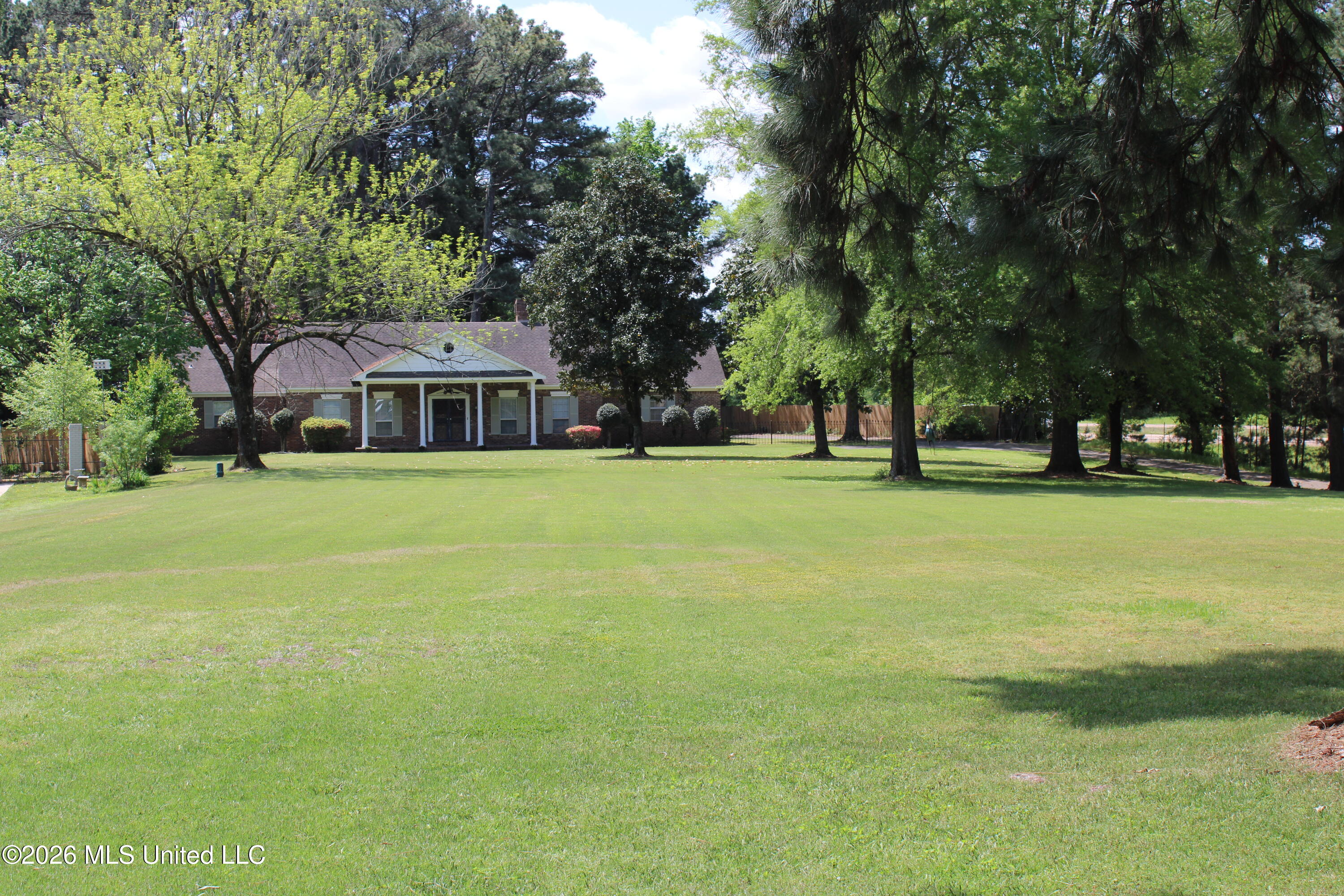 220 Flushing Cove, Hernando, MS 38632 — photo 3