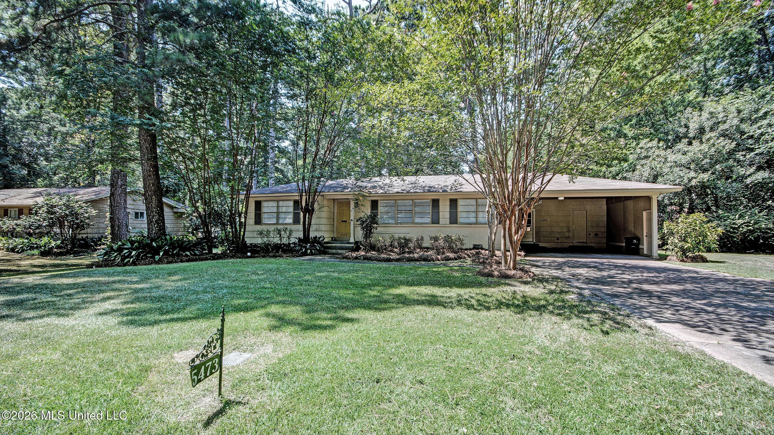 5473 Pine Lane Drive — photo