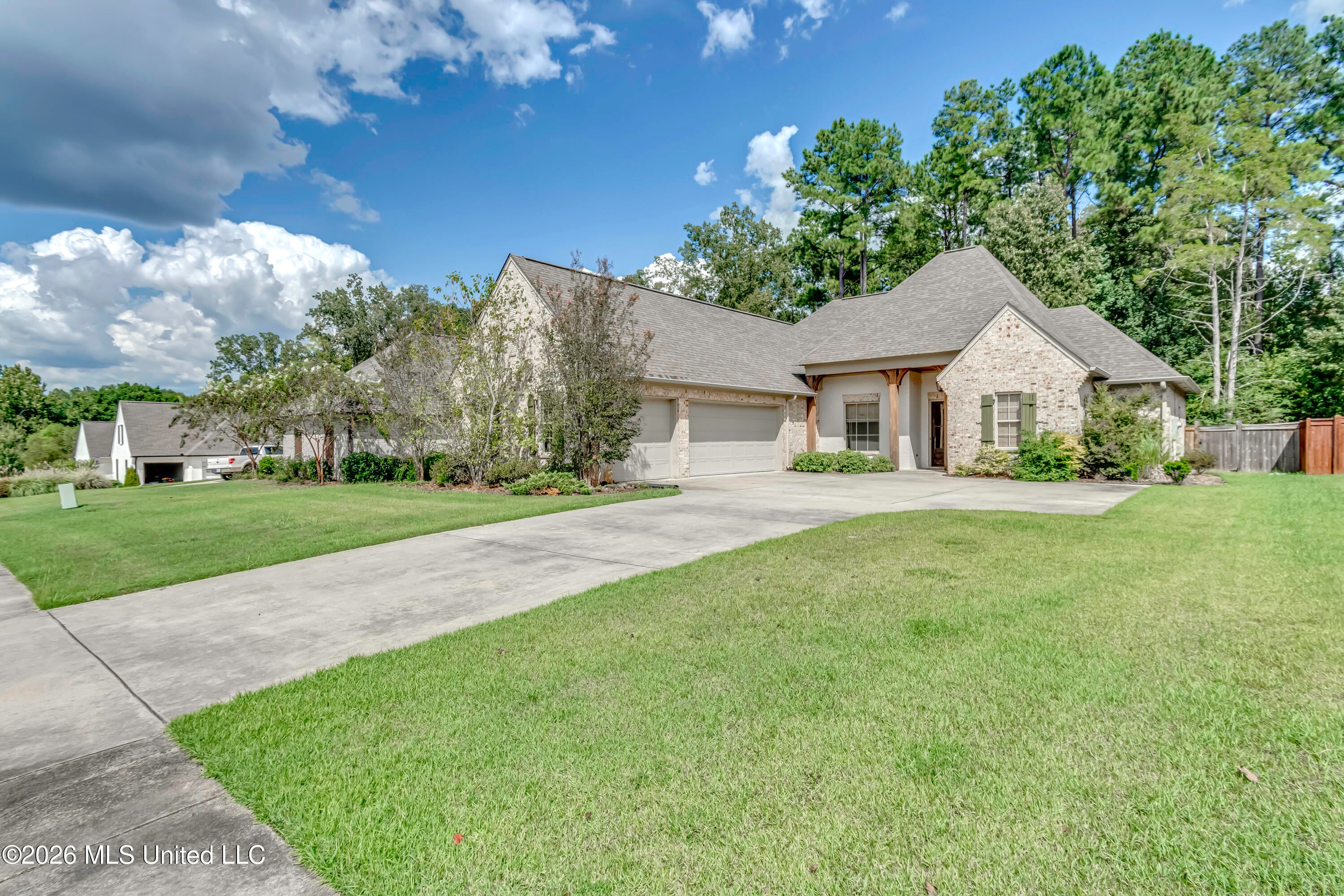 189 Stone Creek Drive — photo