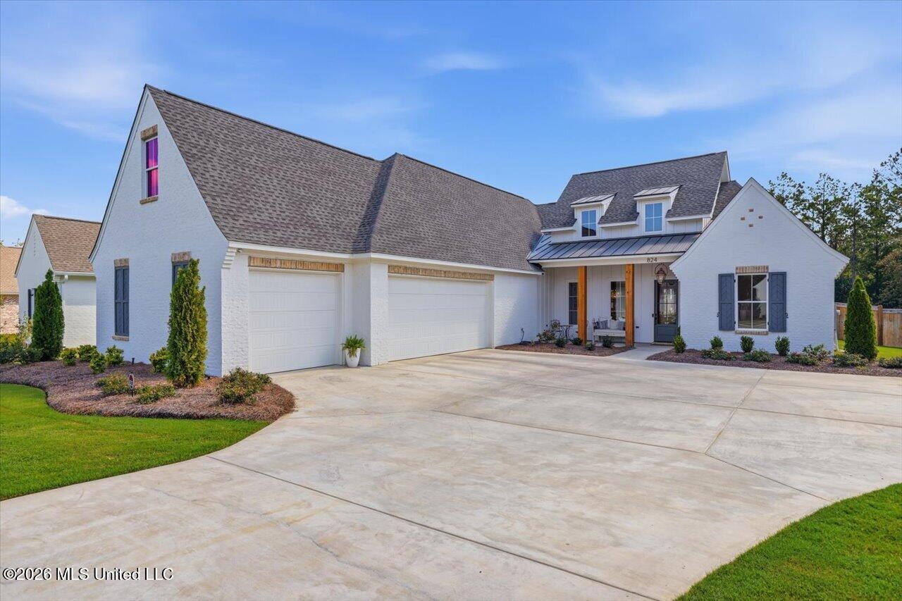 824 Thornberry Ridge — photo
