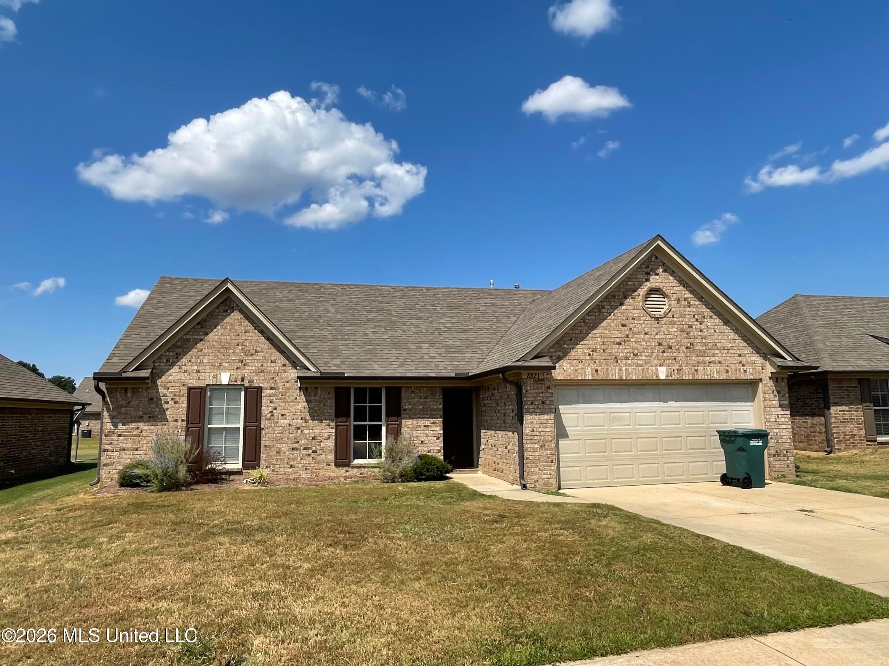 8821 Smith Ranch Drive — photo