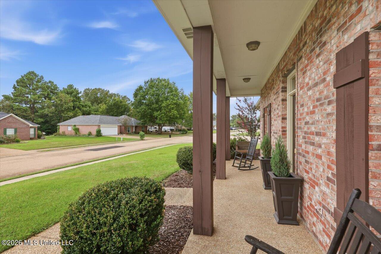 313 Hunters Ridge Drive, Clinton, MS 39056 — photo 3