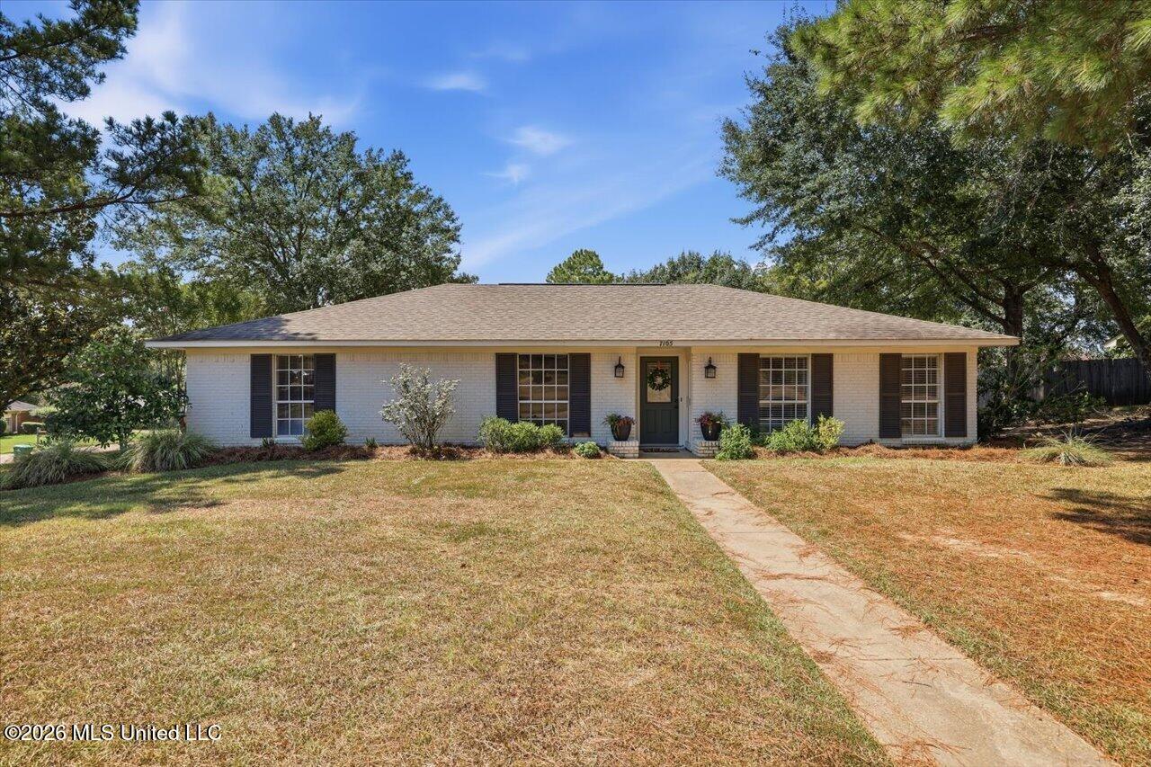 7105 Edgewater Drive — photo
