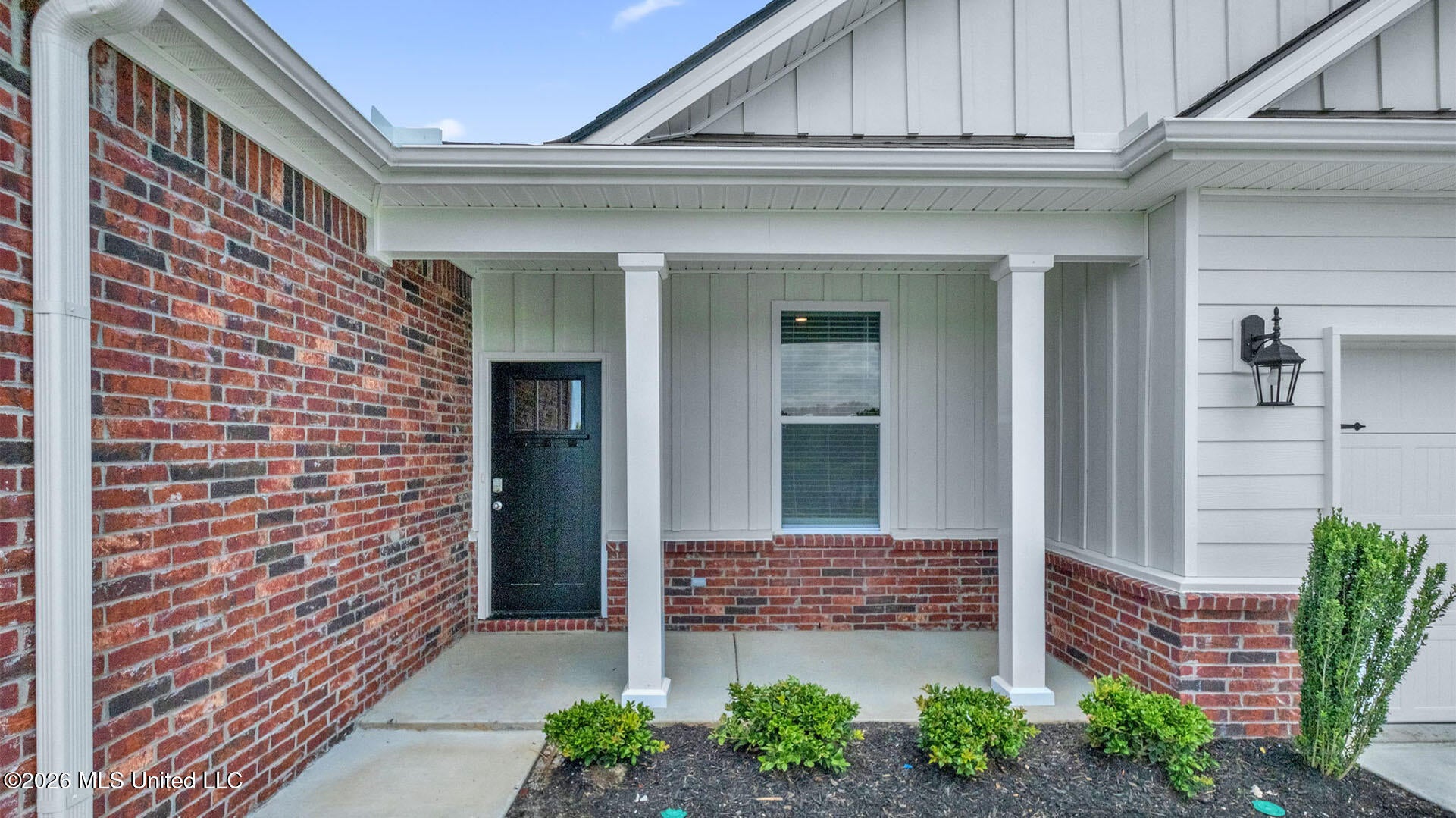 8377 Bankhead Drive — photo