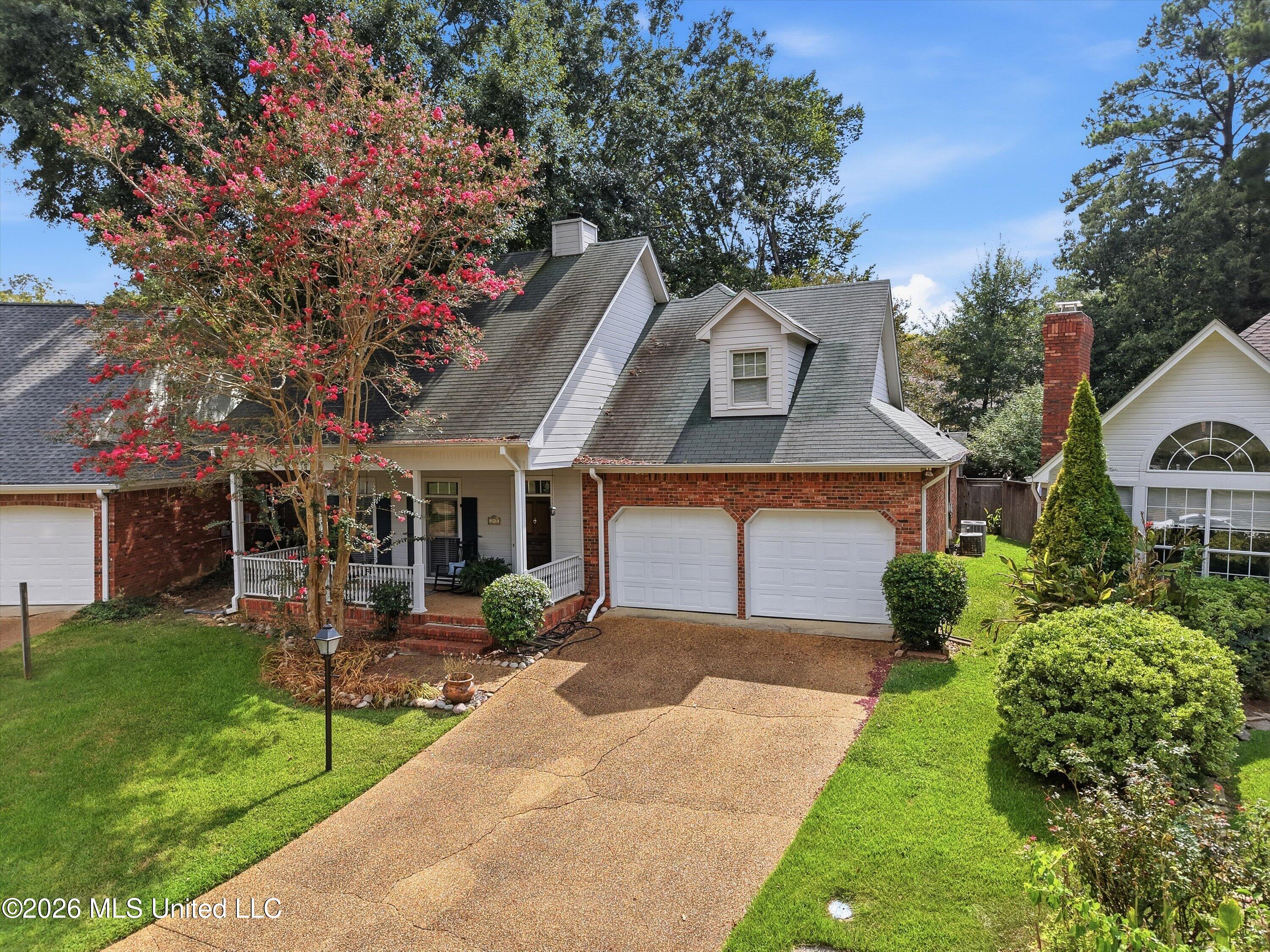 243 Bayview Drive — photo