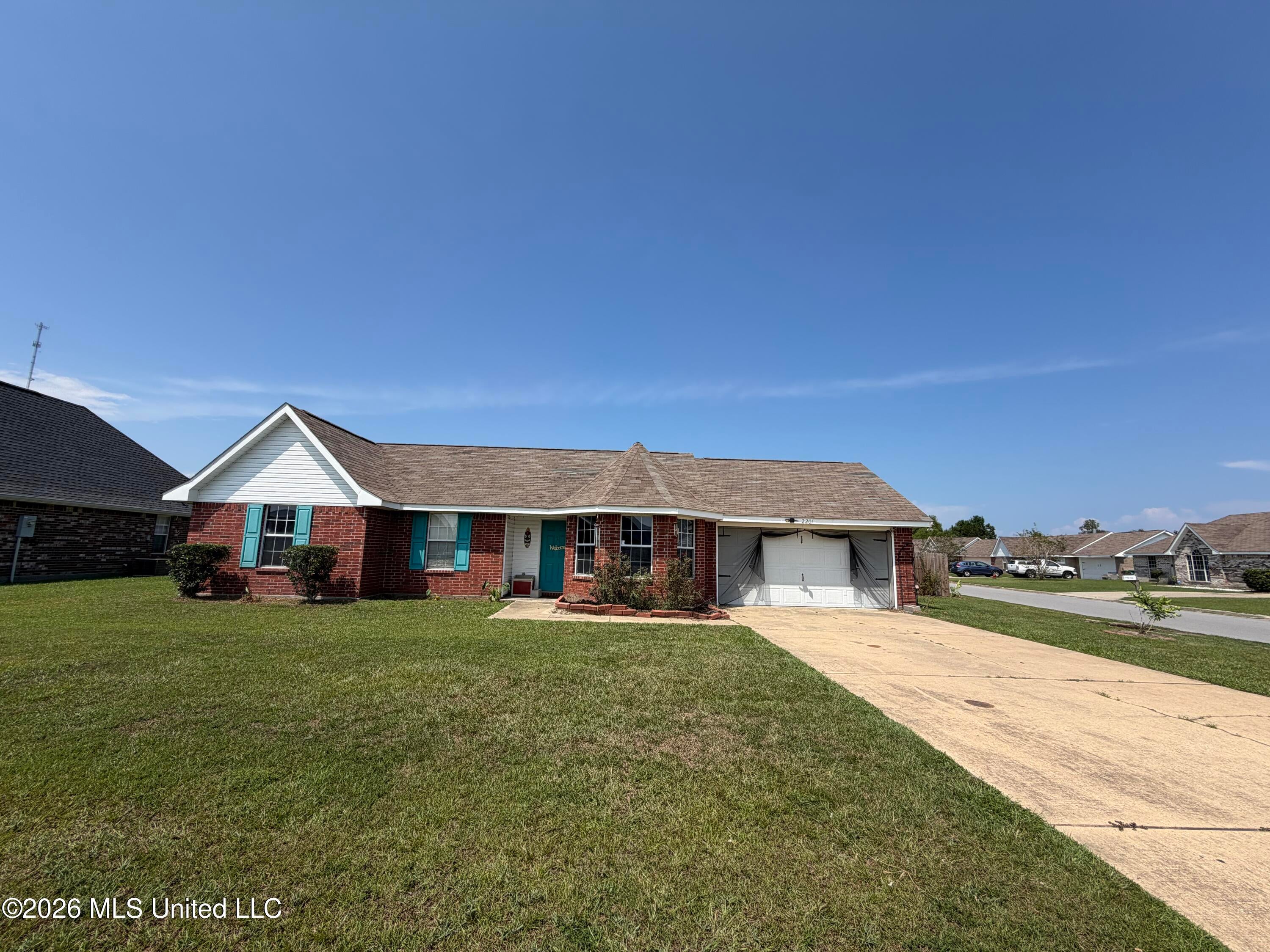 2201 Irma Circle — photo