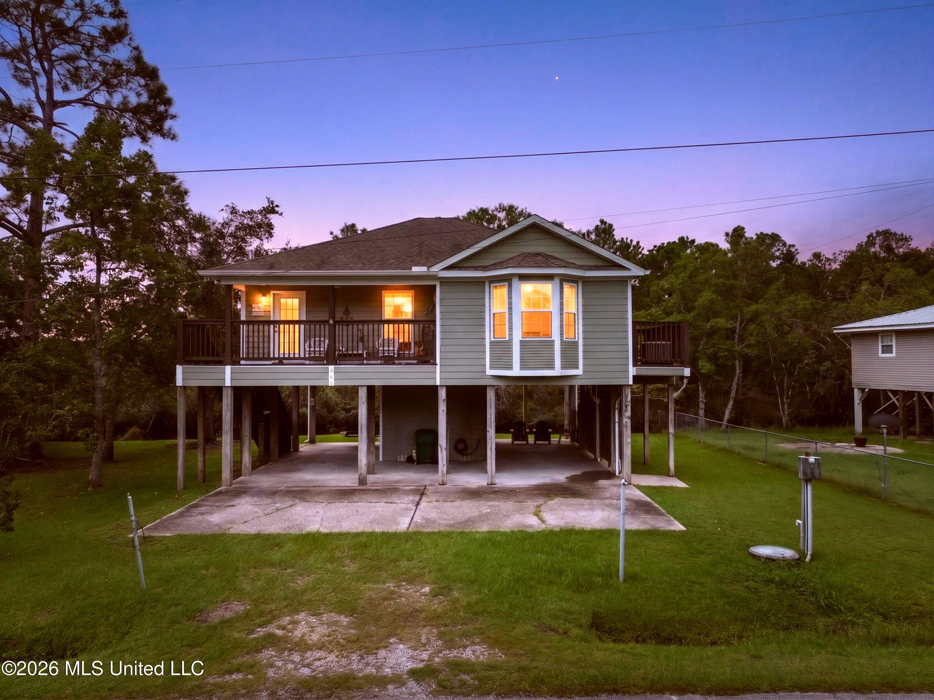 5109 Trout Street — photo