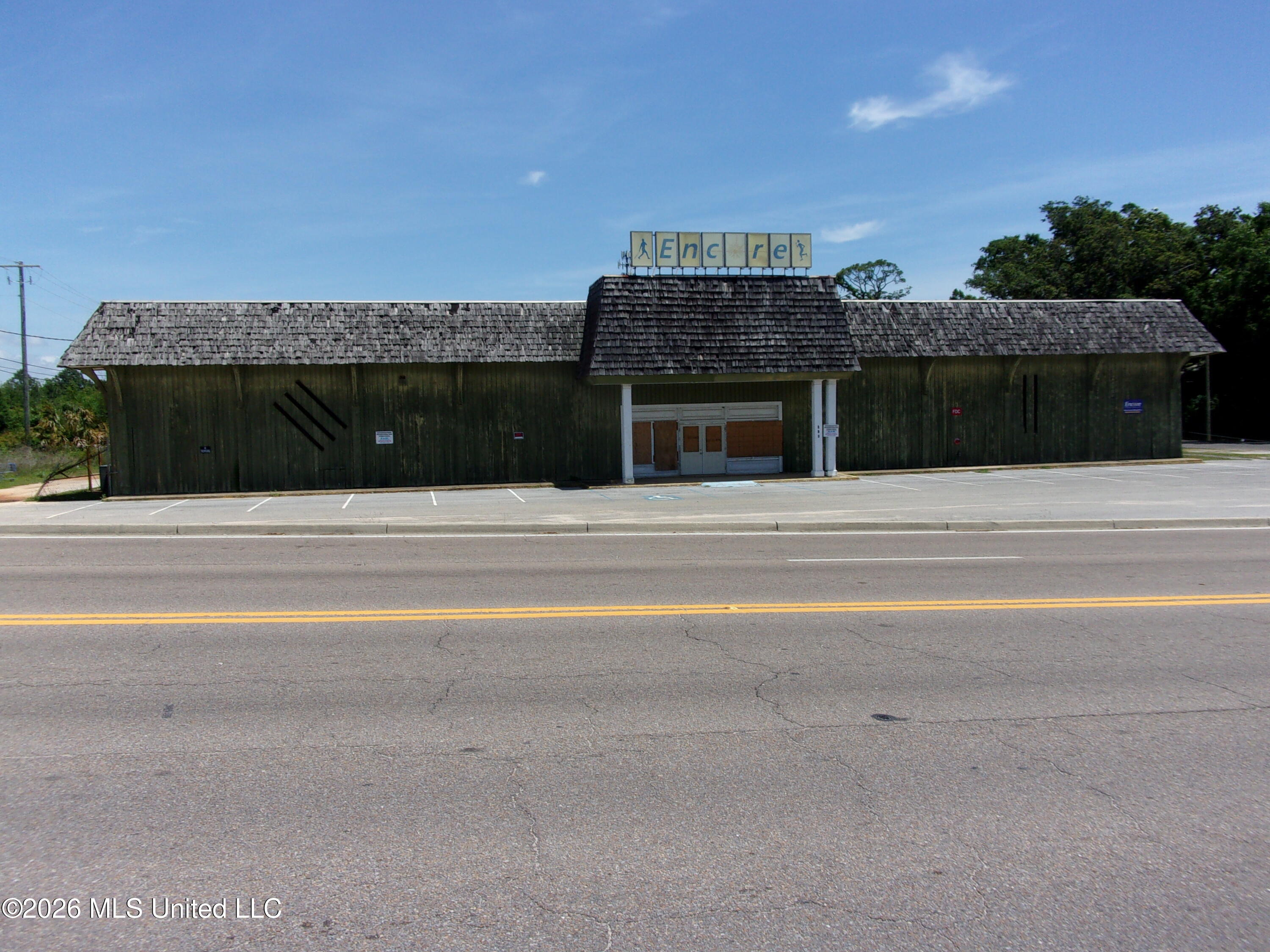 190 Beauvoir Road — photo