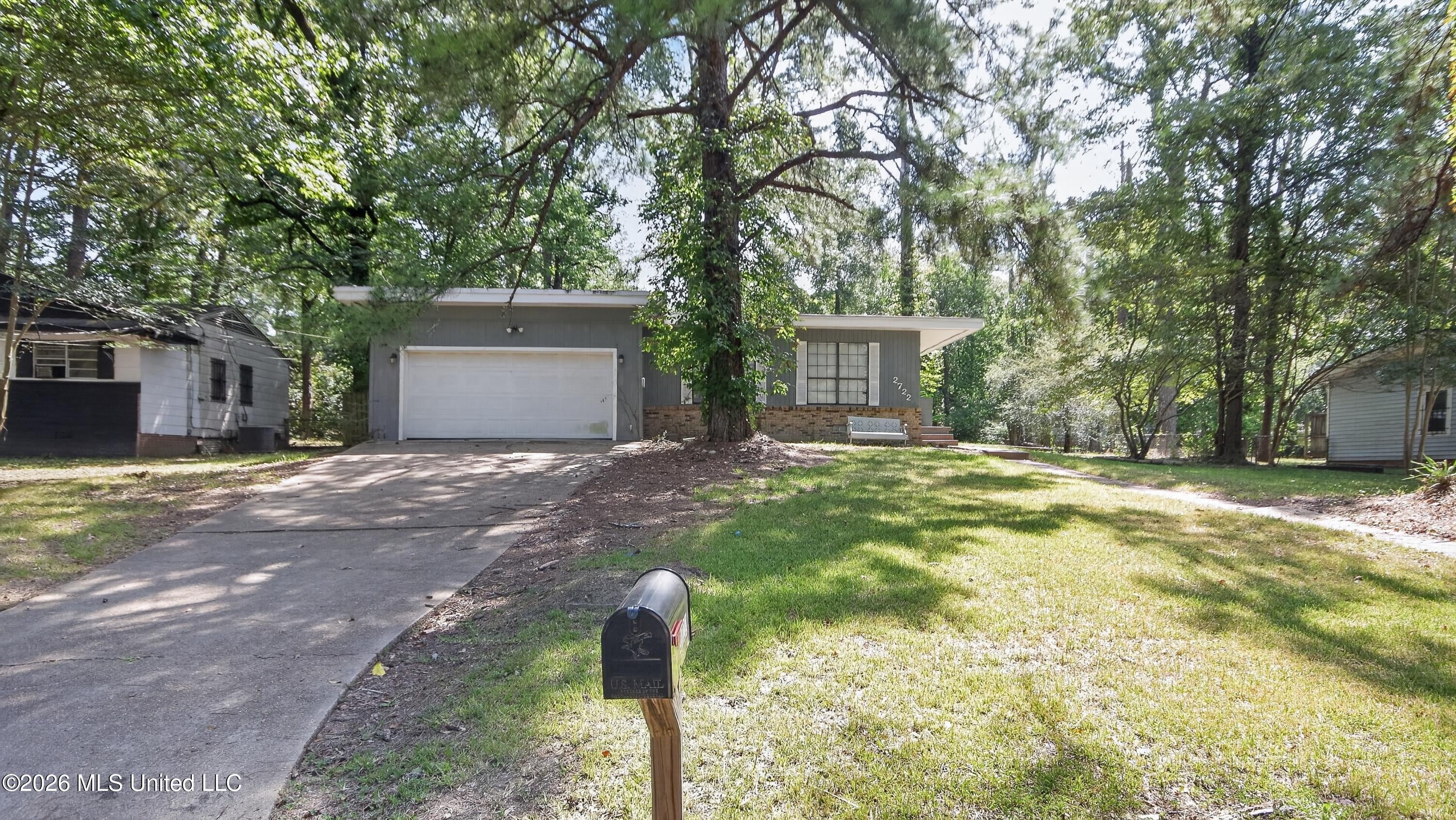 2722 Pinedale Street — photo