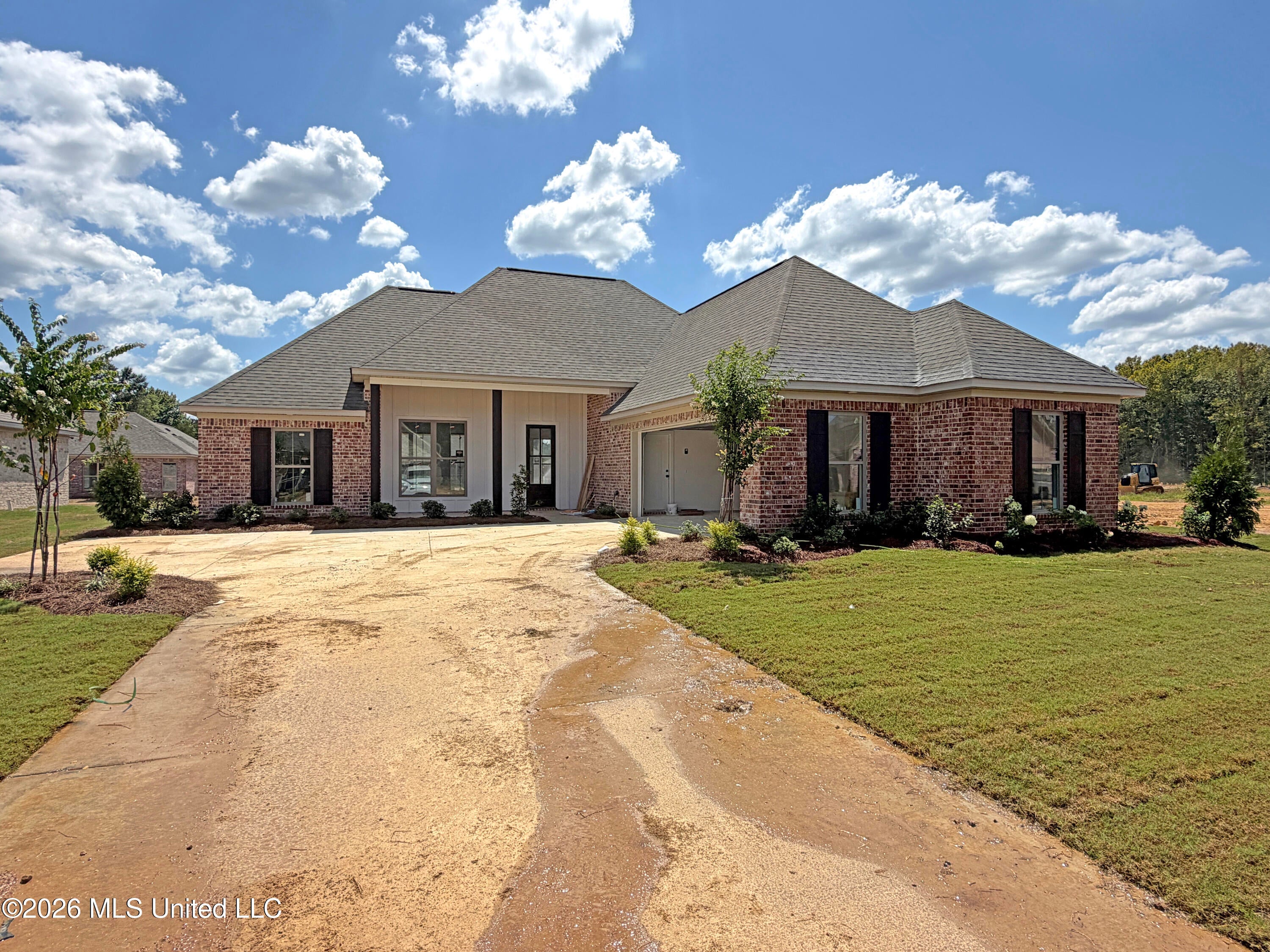 313 Brookfield Circle — photo