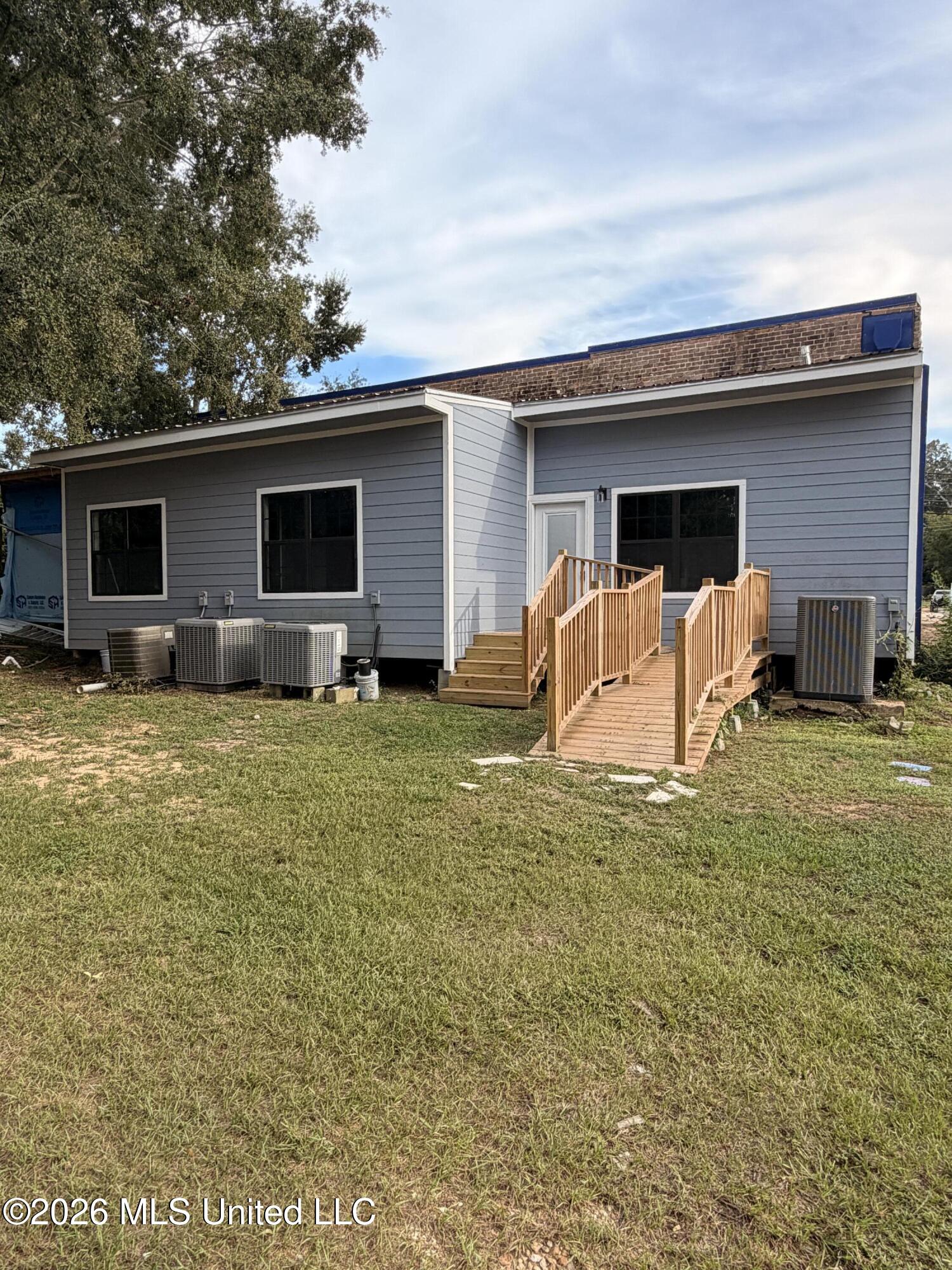 1014 Robb St Suite D — photo