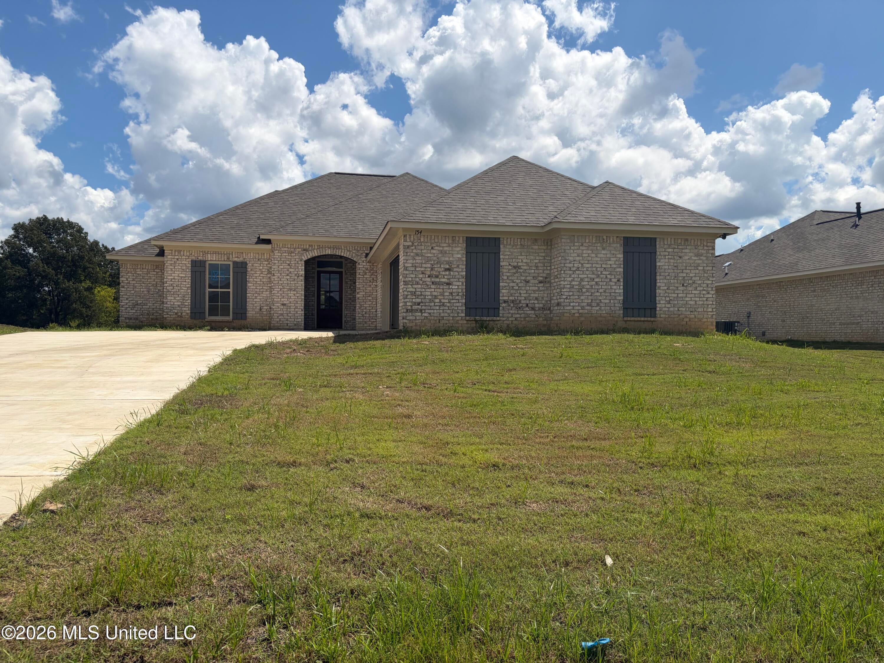 154 Madisonville Drive — photo