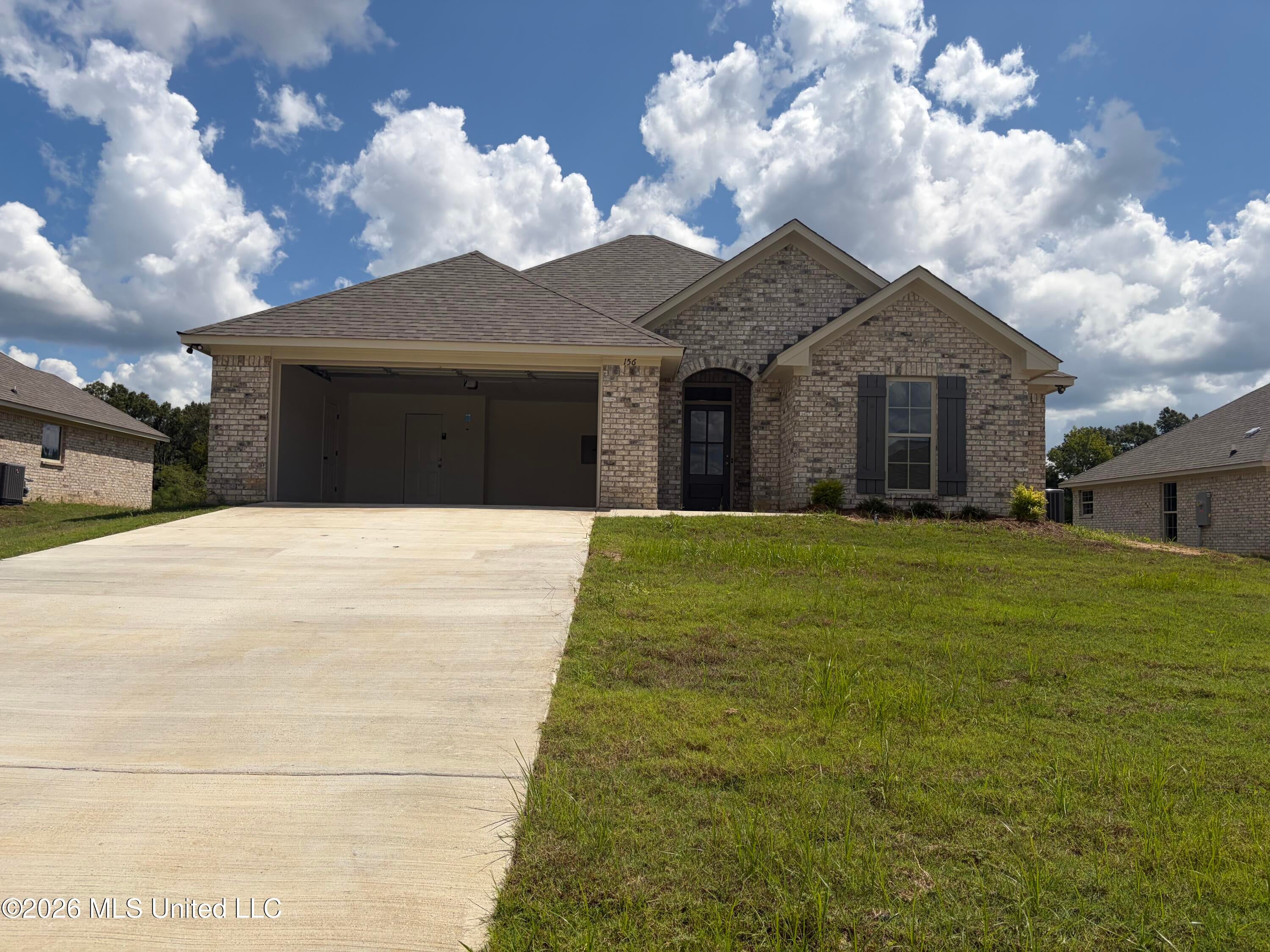 156 Madisonville Drive — photo