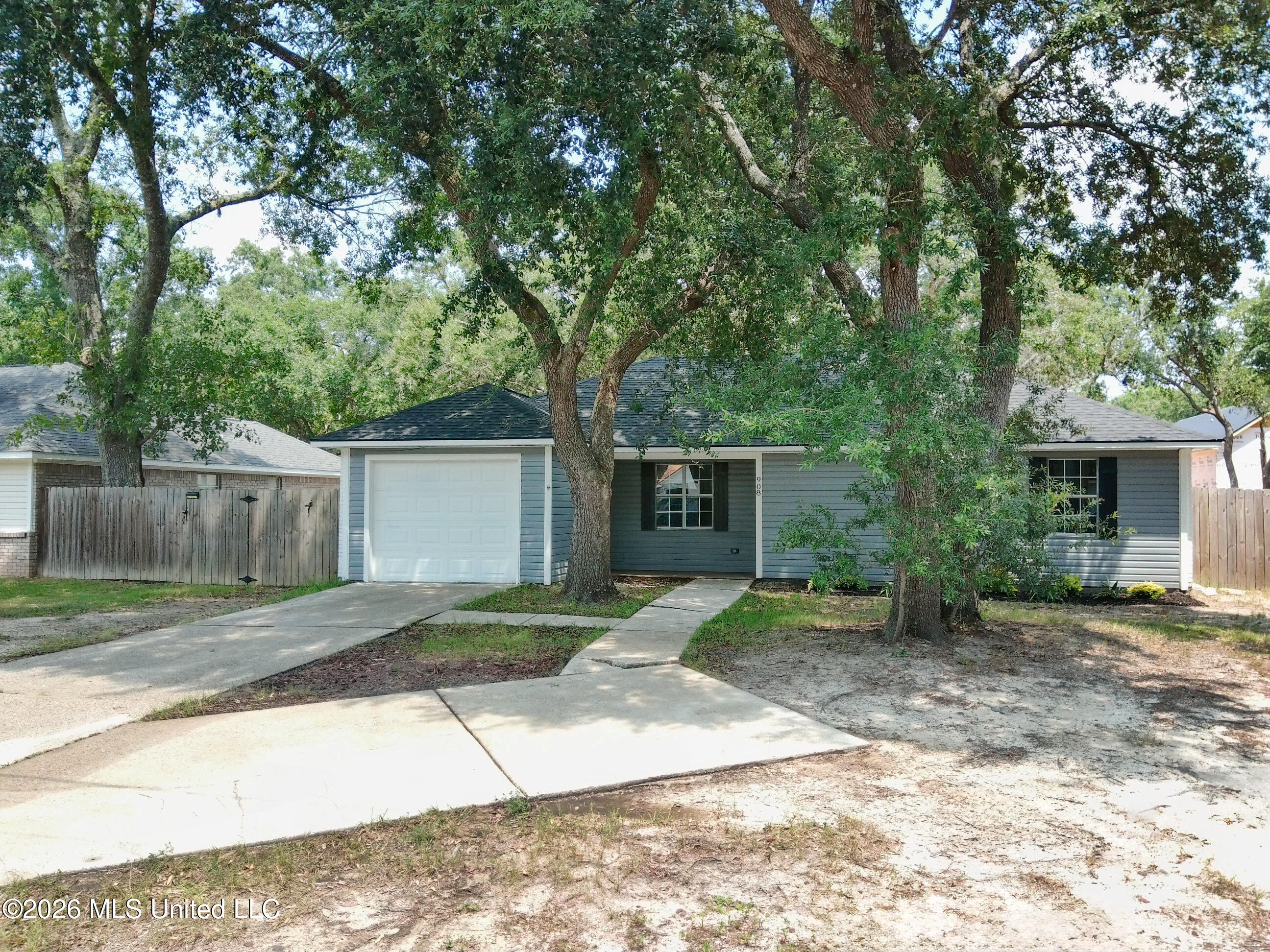 908 Orange Street — photo