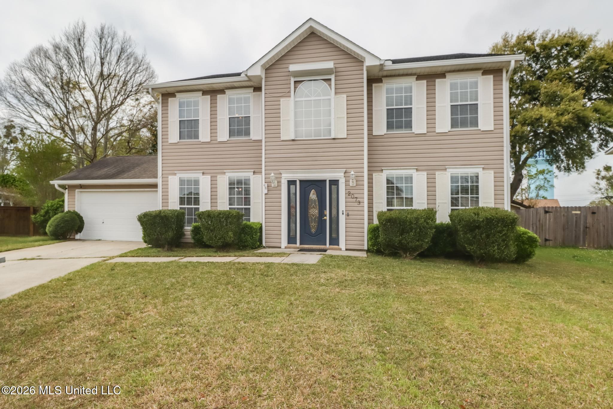 2073 Stone Bridge Drive — photo