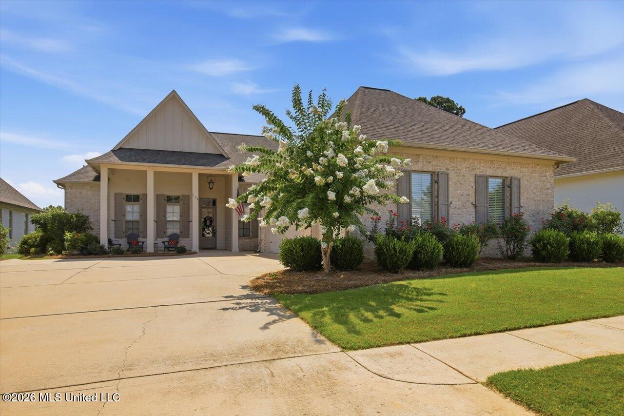 124 Greenway Lane — photo