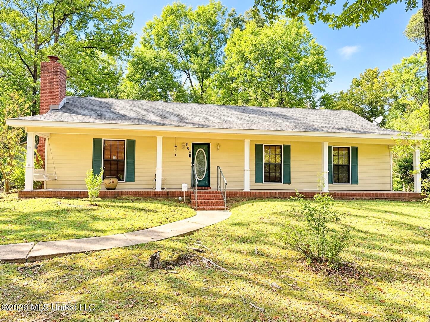 304 Pebblecreek Road — photo